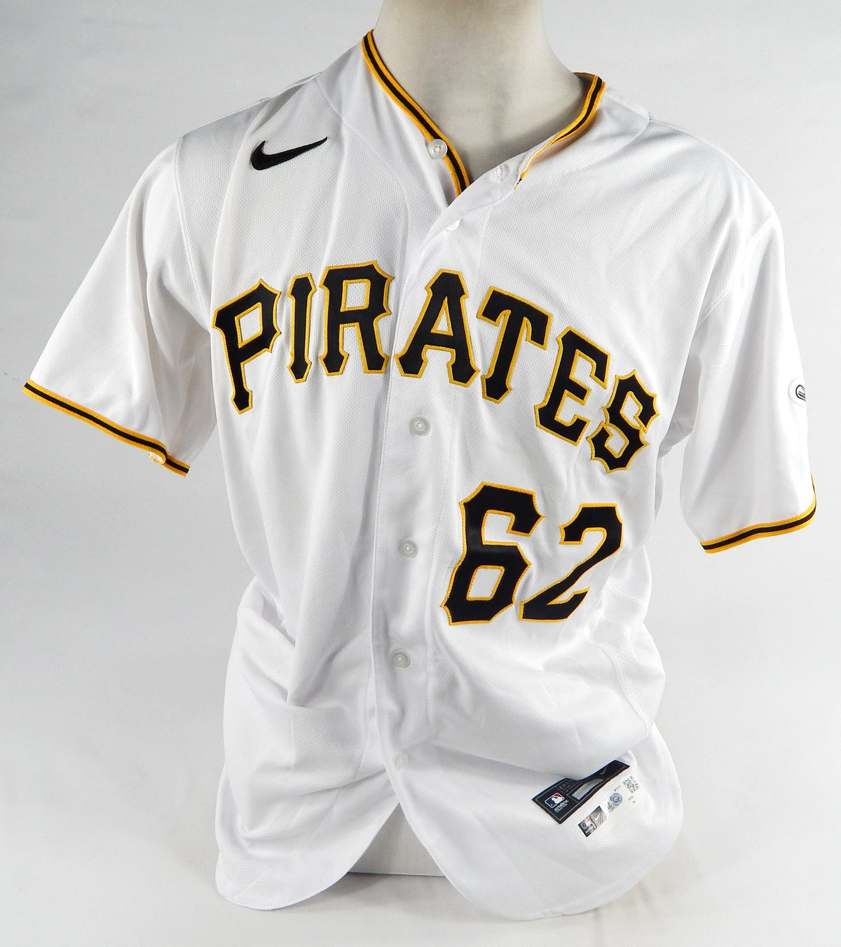 2020 Pittsburgh Pirates Enyel De Los Santos #62 Game Used White Jersey 46 108 Pic2