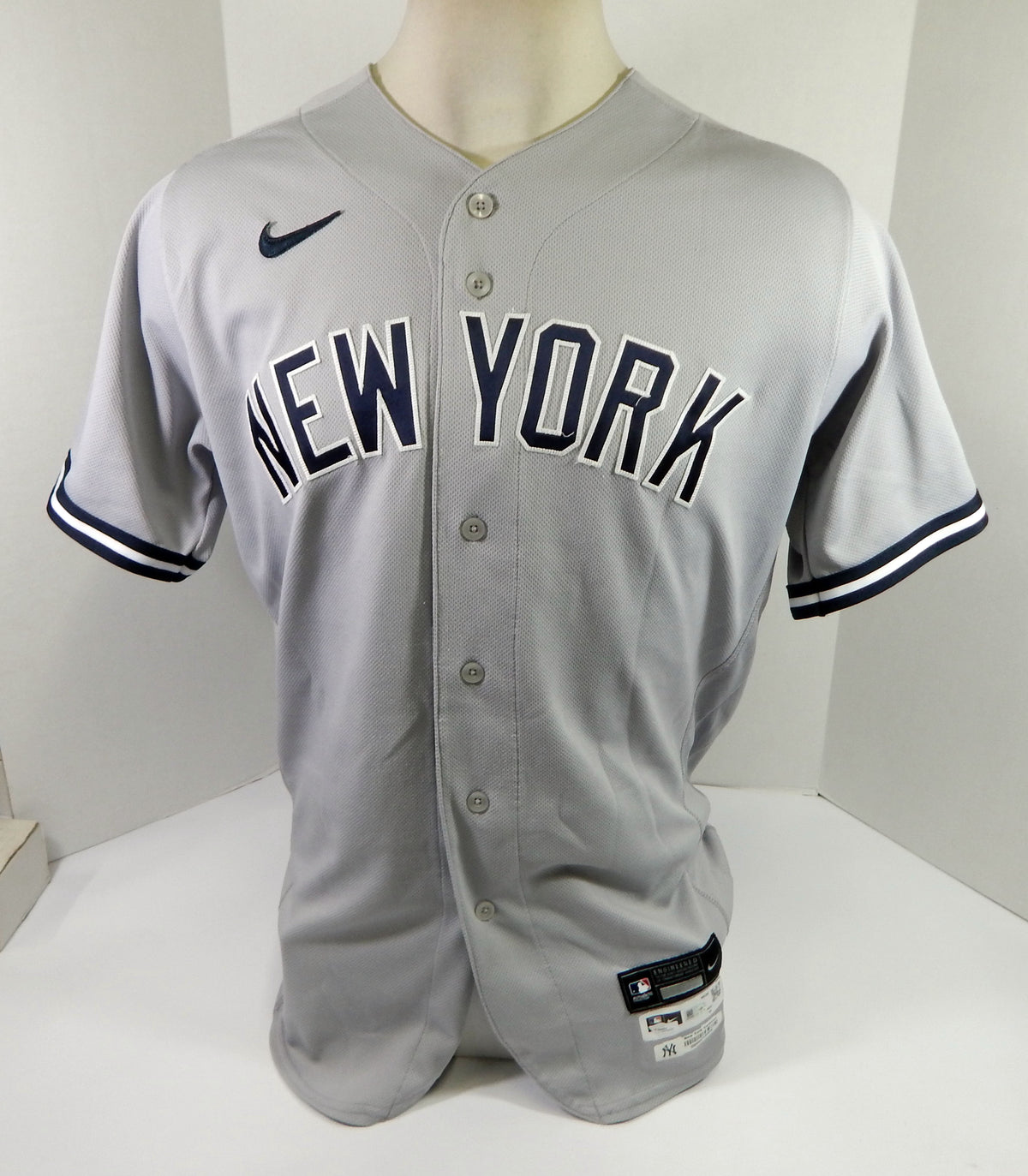 2021 New York Yankees Carlos Mendoza #64 Game Issued P Used Grey Jersey 16 P 3 Pic2
