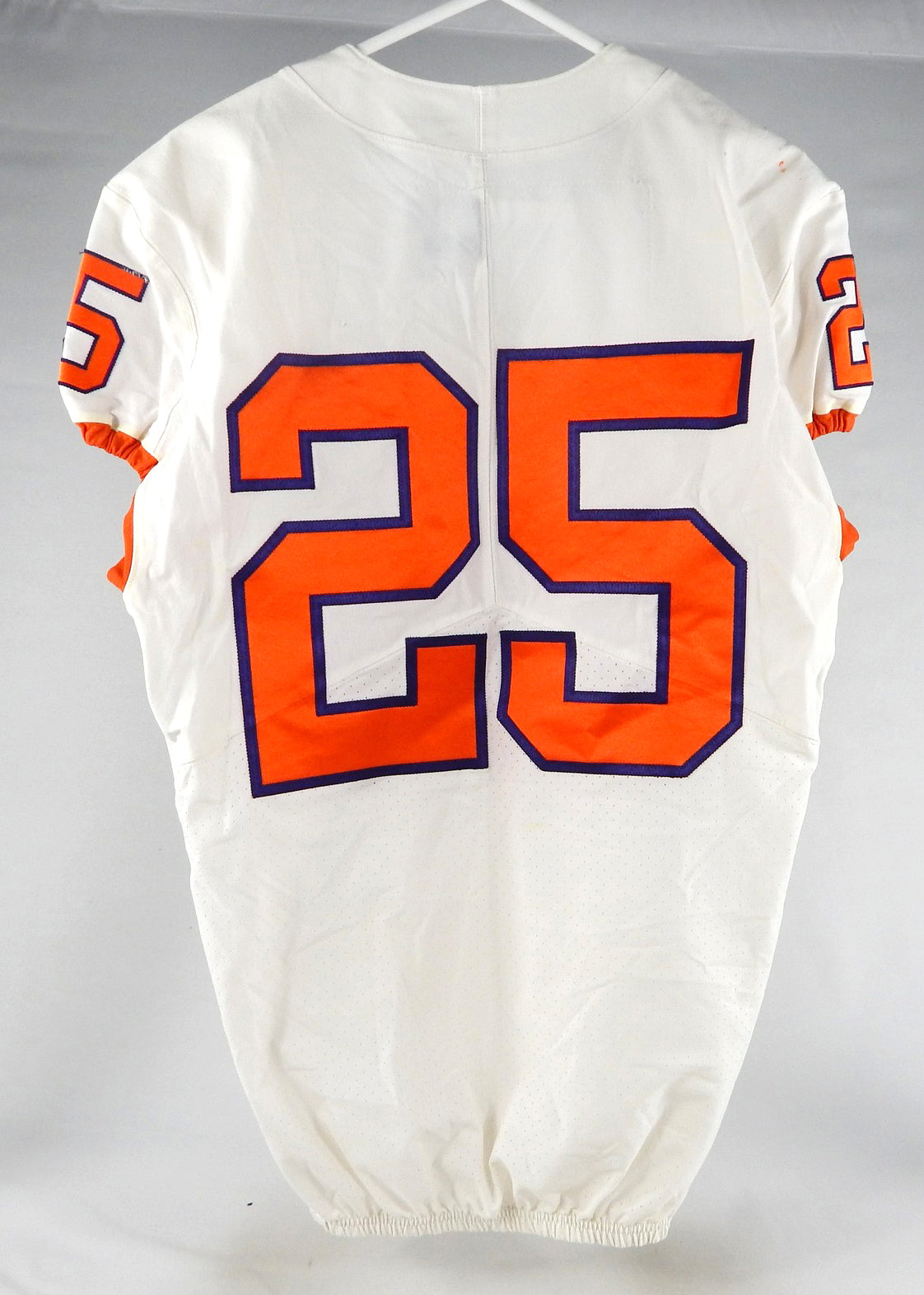 2018-22 Clemson Tigers #25 Game Used White Jersey Nameplate Removed 42 DP77626 Pic2