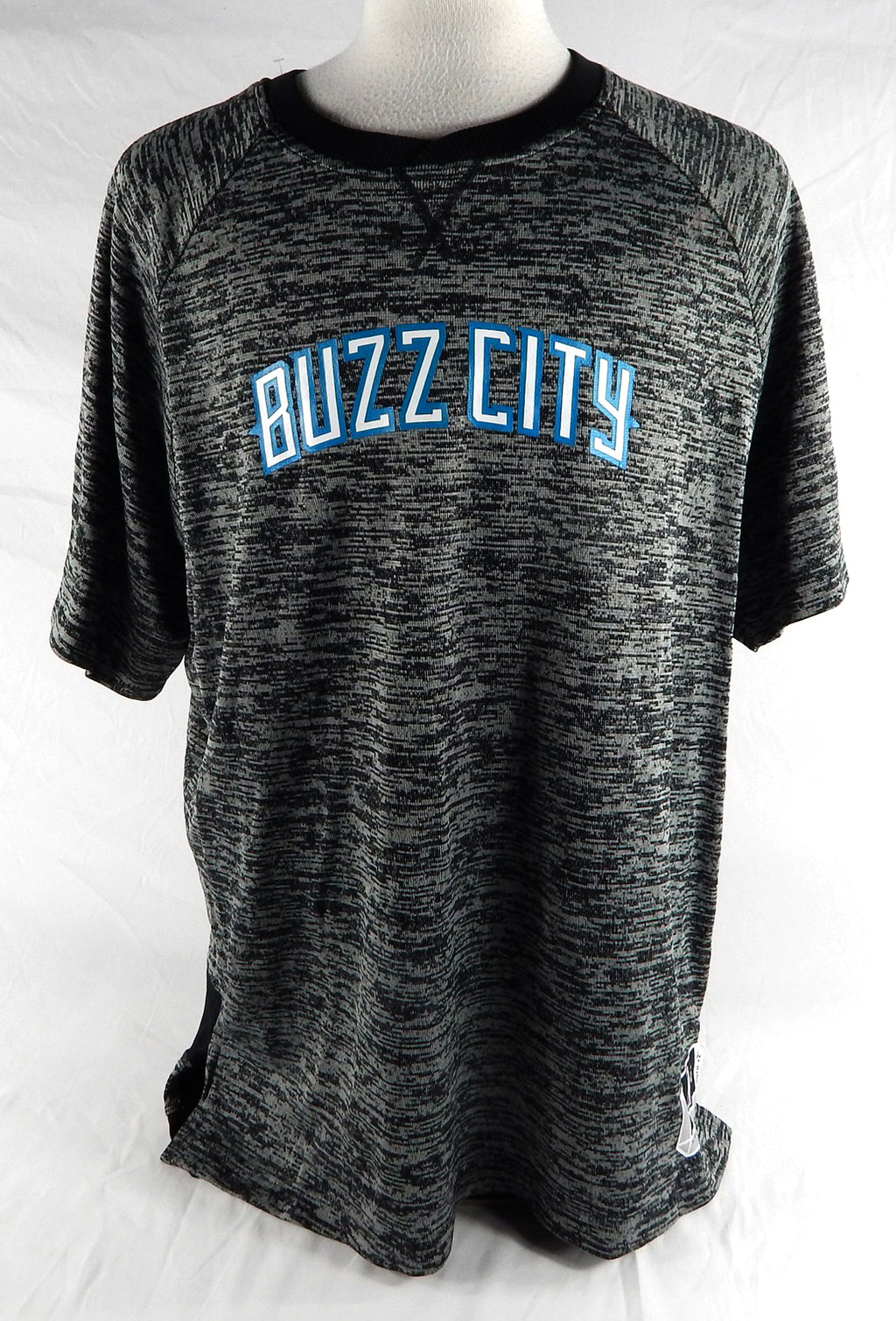 2016-17 Charlotte Hornets Game Issued Grey Shooting Shirt XL 609