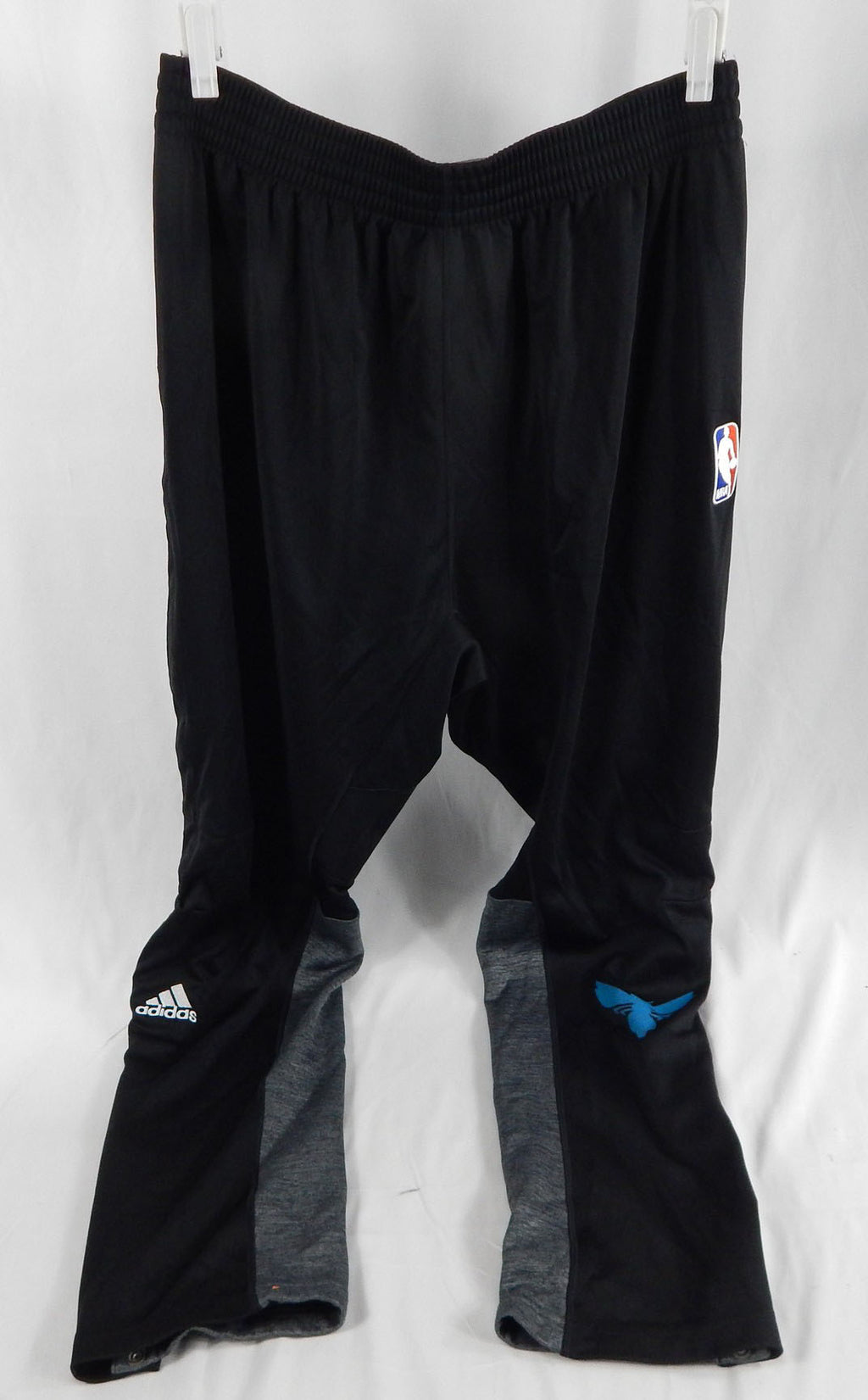 2016-17 Charlotte Hornets Cody Zeller #40 Game Issued Black Warm Up Pants 2XL 8 Pic2