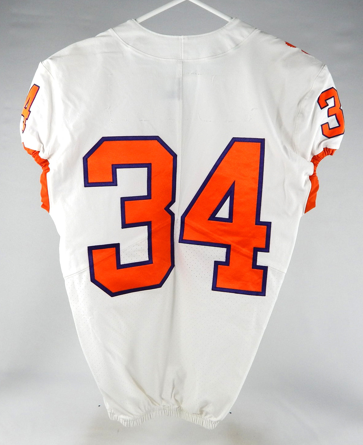 2018-22 Clemson Tigers #34 Game Used White Jersey Nameplate Removed 42 647 Pic2