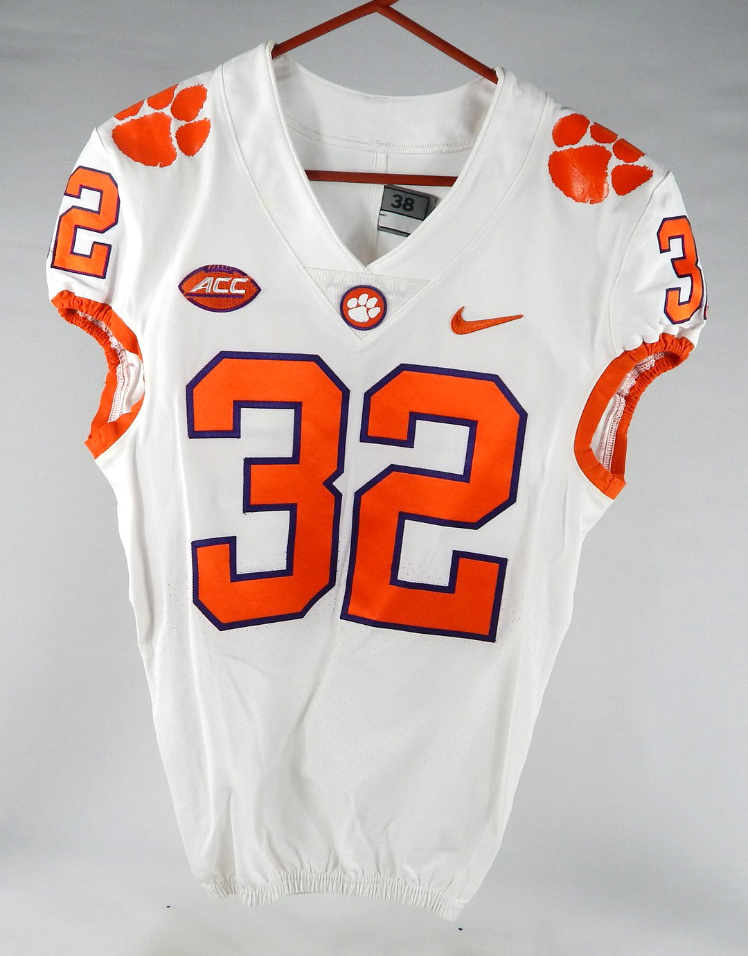 2018-22 Clemson Tigers #32 Game Used White Jersey Nameplate Removed 38 648