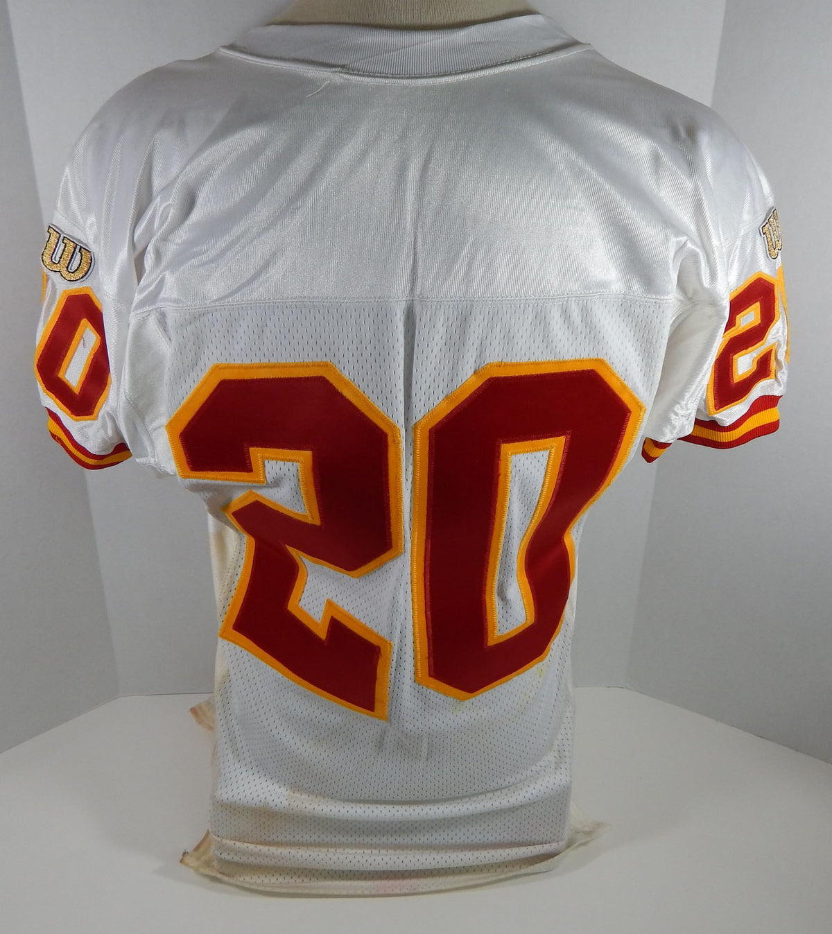 1996 Kansas City Chiefs #20 Game Issued White Jersey 40 DP16382