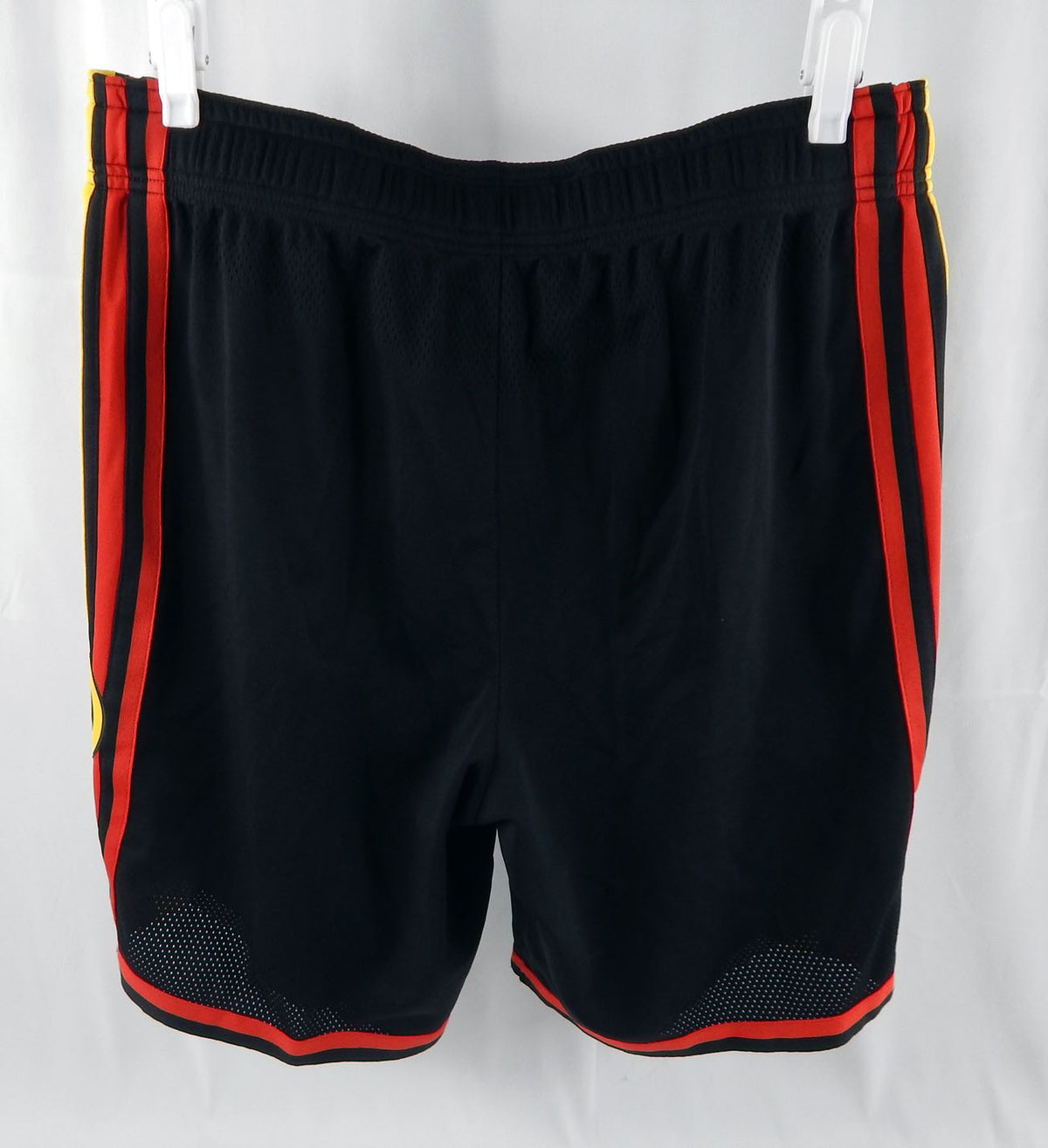 2020-21 Atlanta Hawks Gorgui Dieng #10 Game Used Basketball Shorts 40 113851 Pic2
