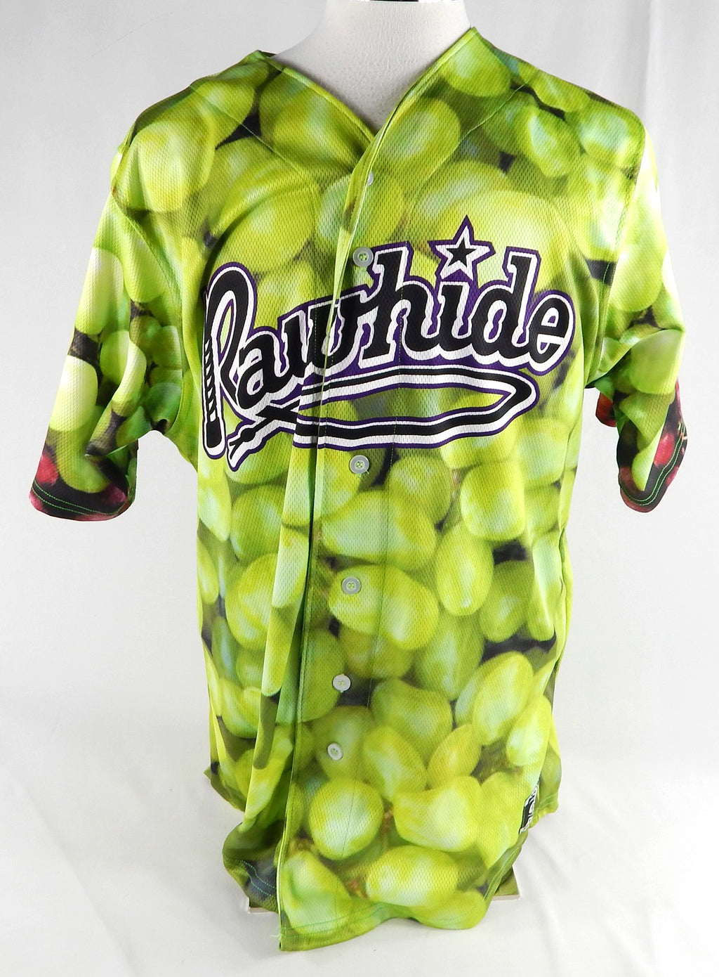 2018-19 Visalia Rawhide #25 Game Used Green Jersey Grape Agriculture Roots 033