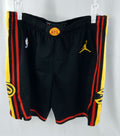 Atlanta Hawks Keaton Wallace #2 Game Used Black Basketball Shorts 38 DP113853
