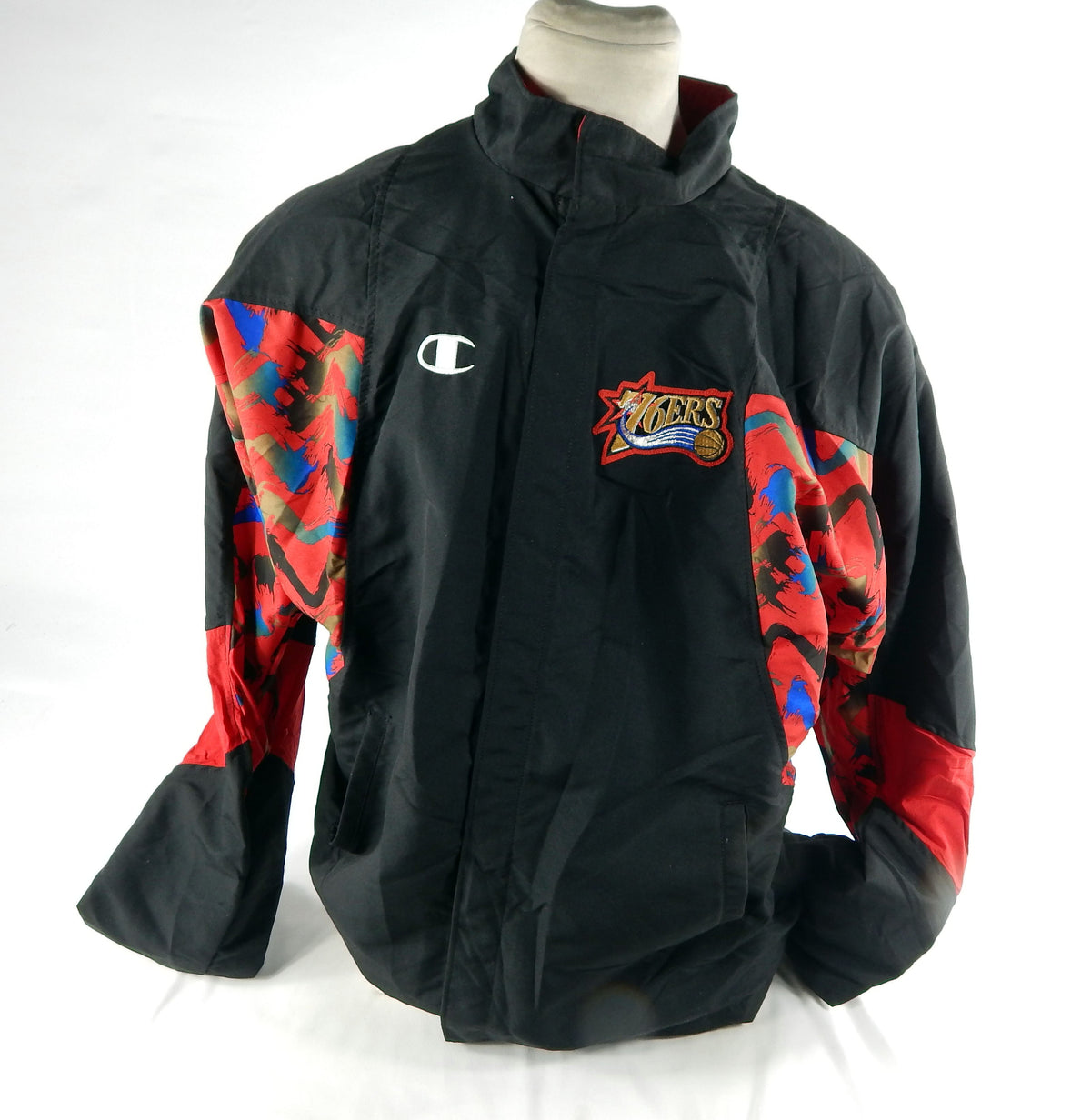 1997-98 Philadelphia 76ers GameIssued Black Warm Up Jacket 46 DP72088