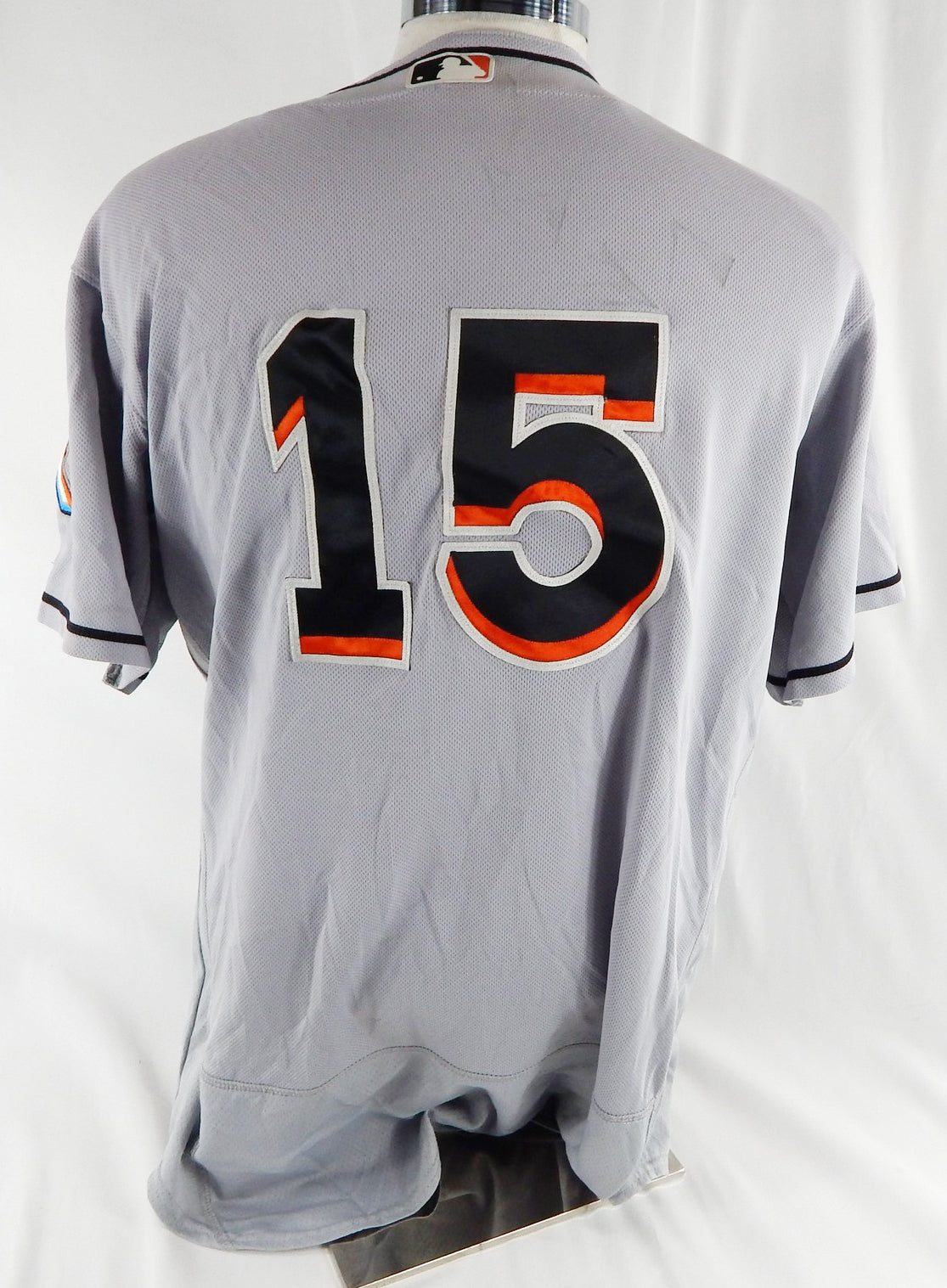 2012-18 Miami Marlins #15 Game Used Grey Jersey 46 964 Pic2