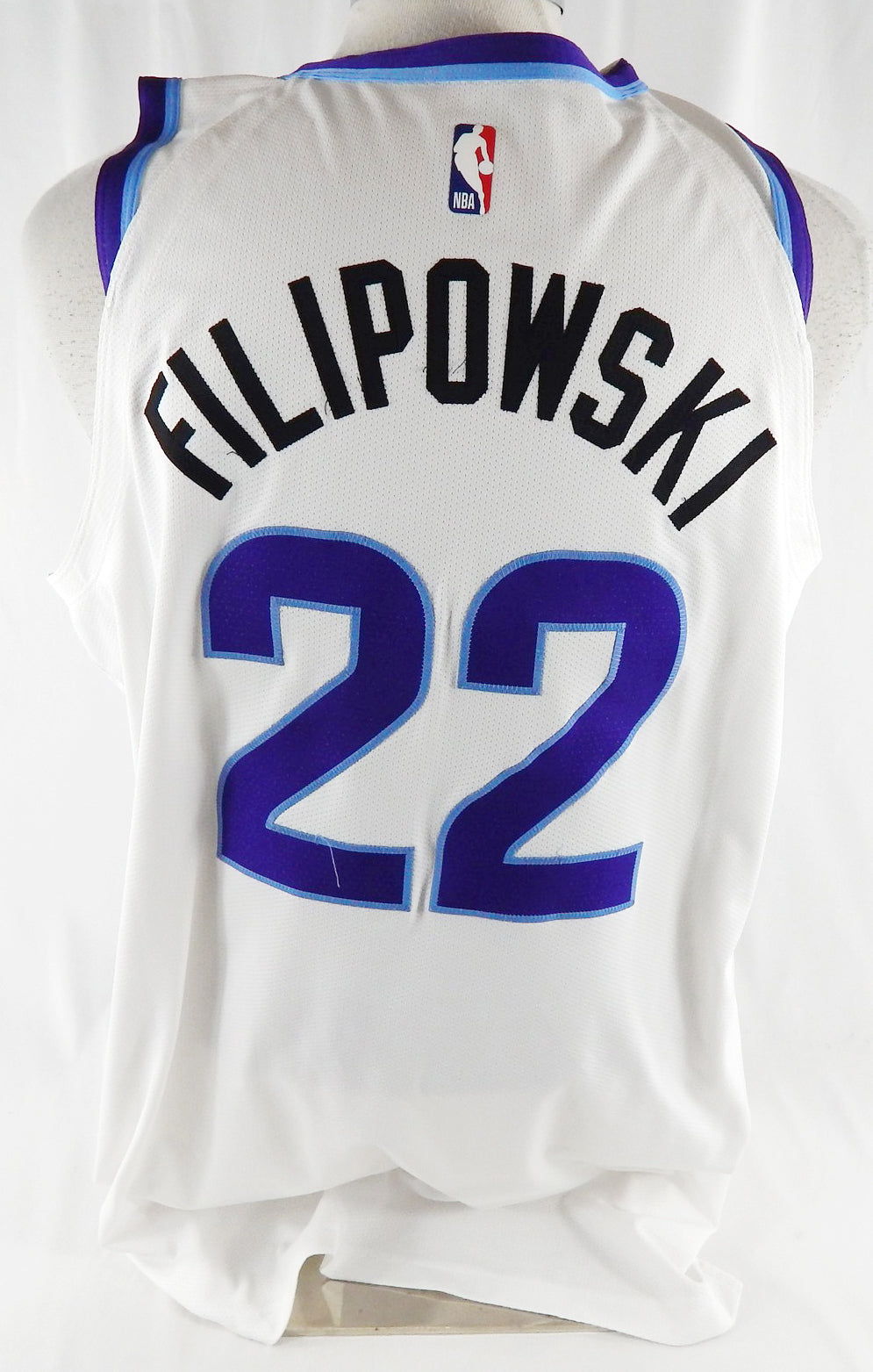 2025-26 Utah Jazz Kyle Filipowski #22 Game Used White Jersey Association10 Pts Pic2