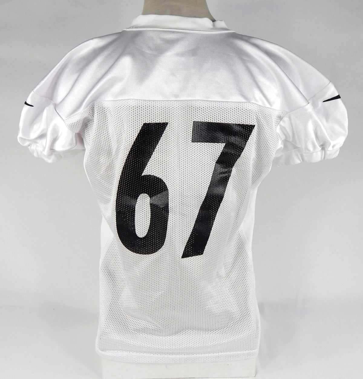 2017 Pittsburgh Steelers BJ Finney #67 Game Issued White Practice Jersey 50 8 Pic2