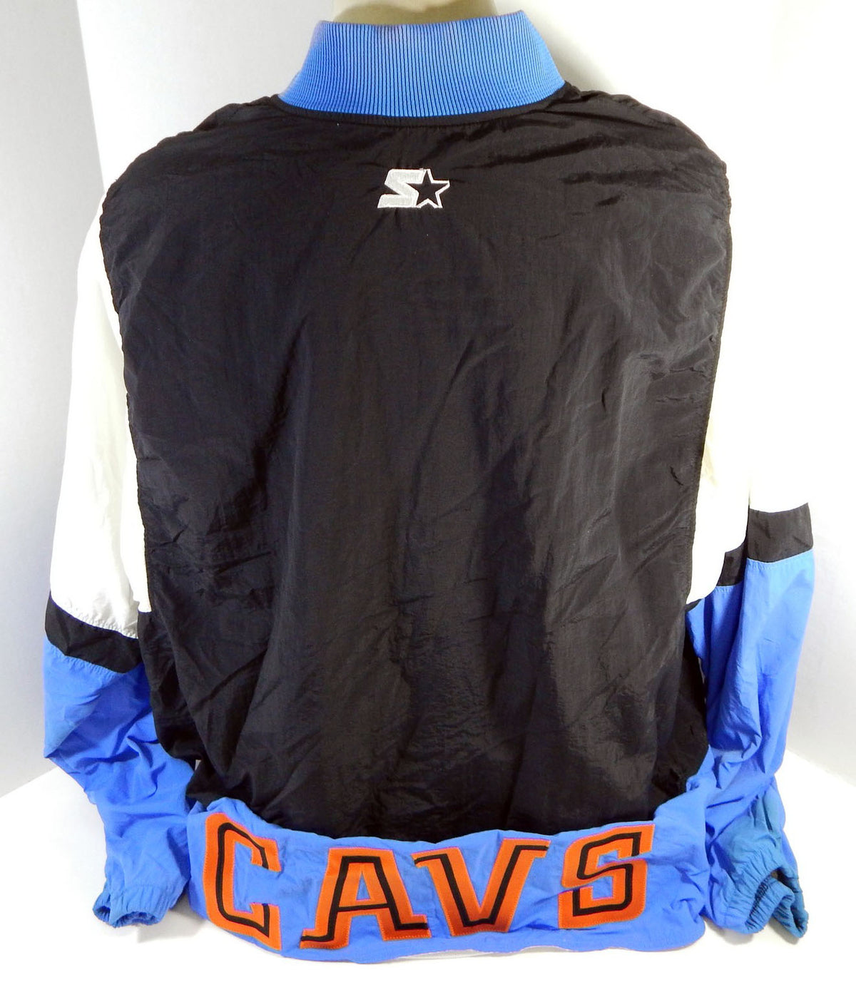 1997-98 Cleveland Cavaliers Game Issued Black White Warm Up Jacket 54 148 Pic2