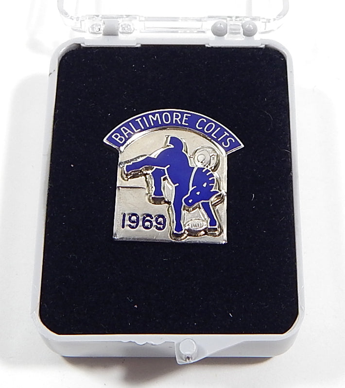 1969 Baltimore Colts Vintage NFL Lapel Press Pin In Original Case