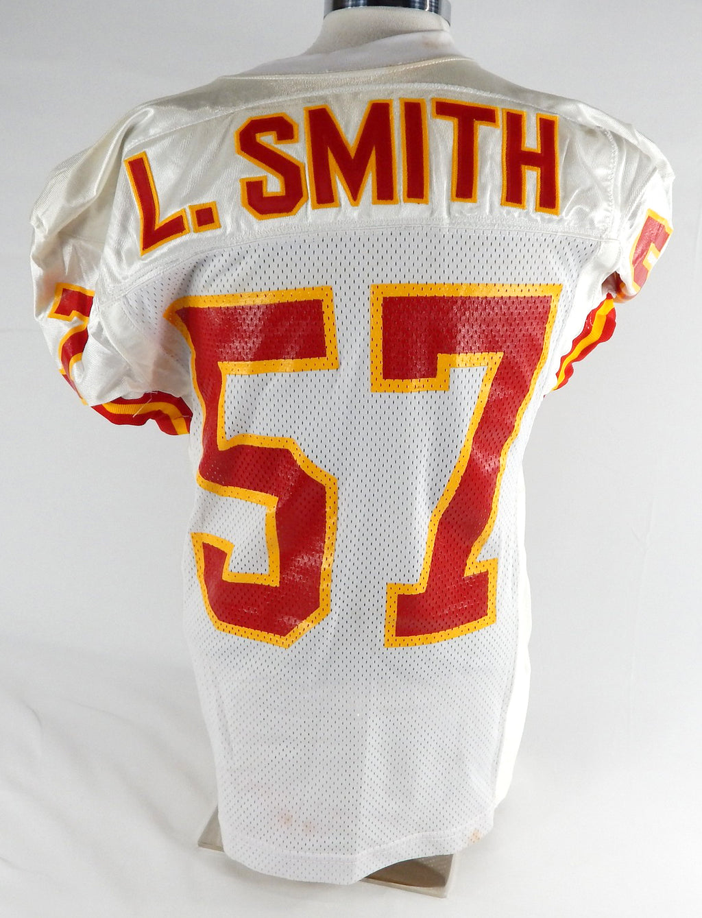 1993 Kansas City Chiefs L.Smith #57 Game Used White Jersey 44 936 Pic2