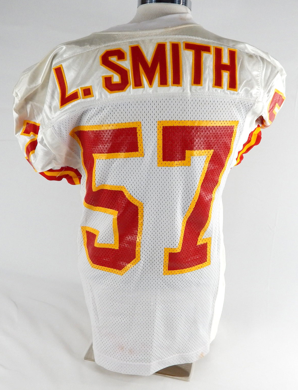 1993 Kansas City Chiefs L.Smith #57 Game Used White Jersey 44 936 Pic2