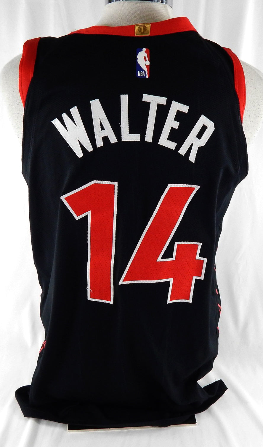 2025-26 Toronto Raptors Ja'Kobe Walter #14 Game Used Black Jersey Statement 13 P Pic2