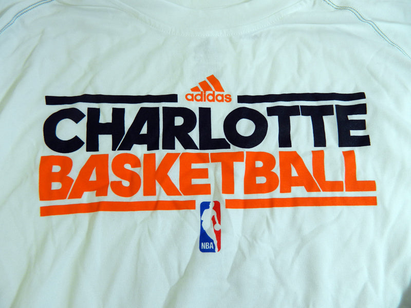2012-13 Charlotte Bobcats Team Issued Long Sleeve White Shooting Shirt 2XLT Pic2