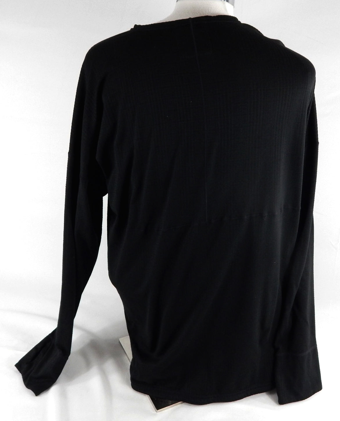 2024-25 Detroit Pistons Team Issued Black Longsleeve Shirt XL 040 Pic2