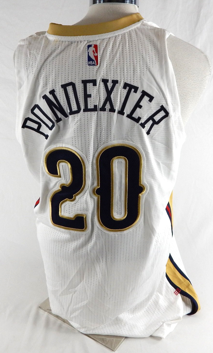 2015-16 New Orleans Pelicans Quincy Pondexter #20 Game Issued White Jersey 8 Pic2