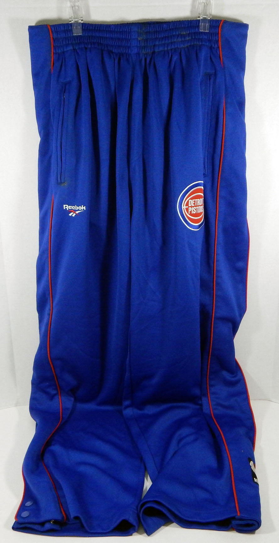 2004-05 Detroit Pistons Lindsey Hunter #10 Game Used Blue Game Pants HWC 61
