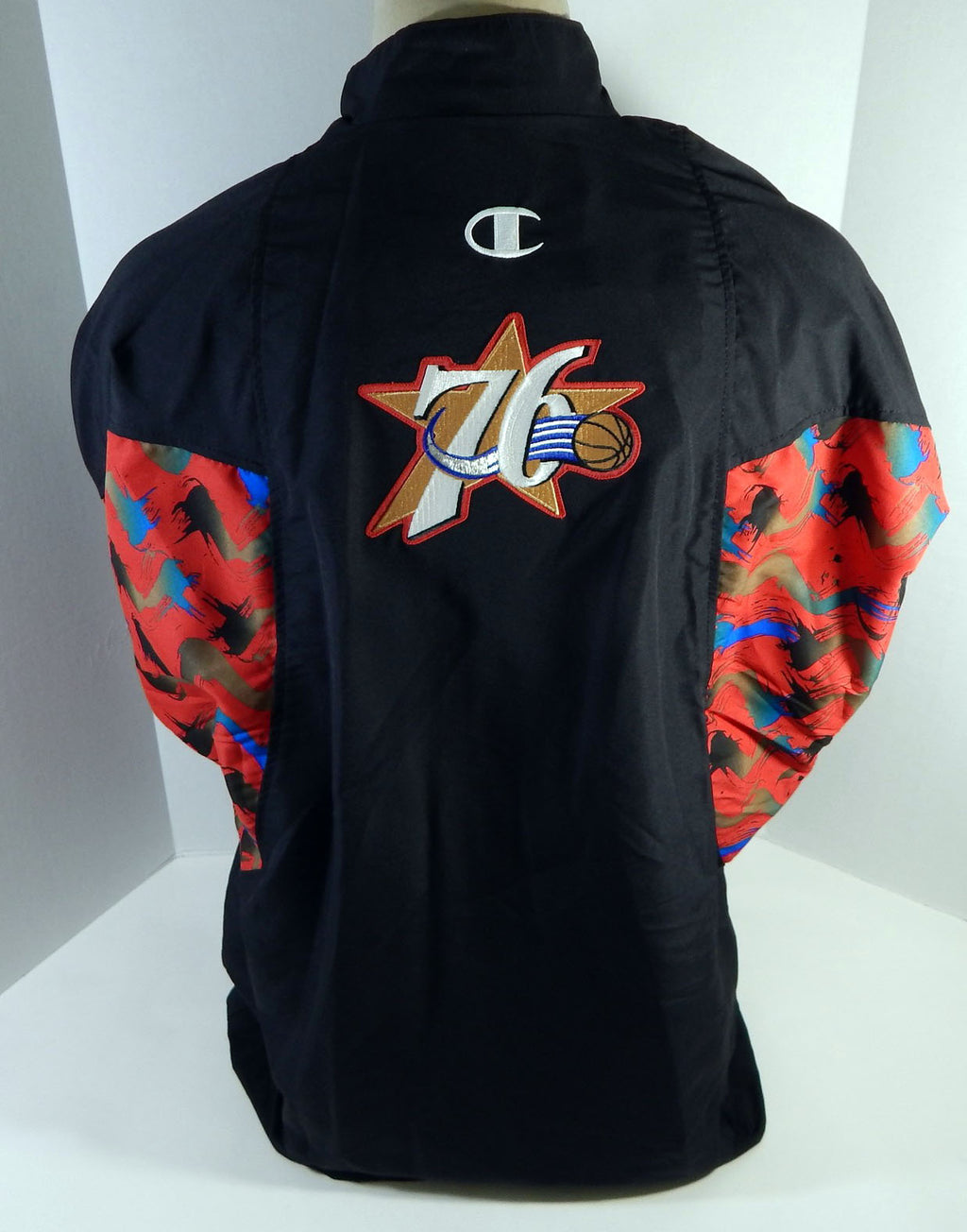 1997-98 Philadelphia 76ers Game Issued Black Warm Up Jacket 44 DP16230 Pic2