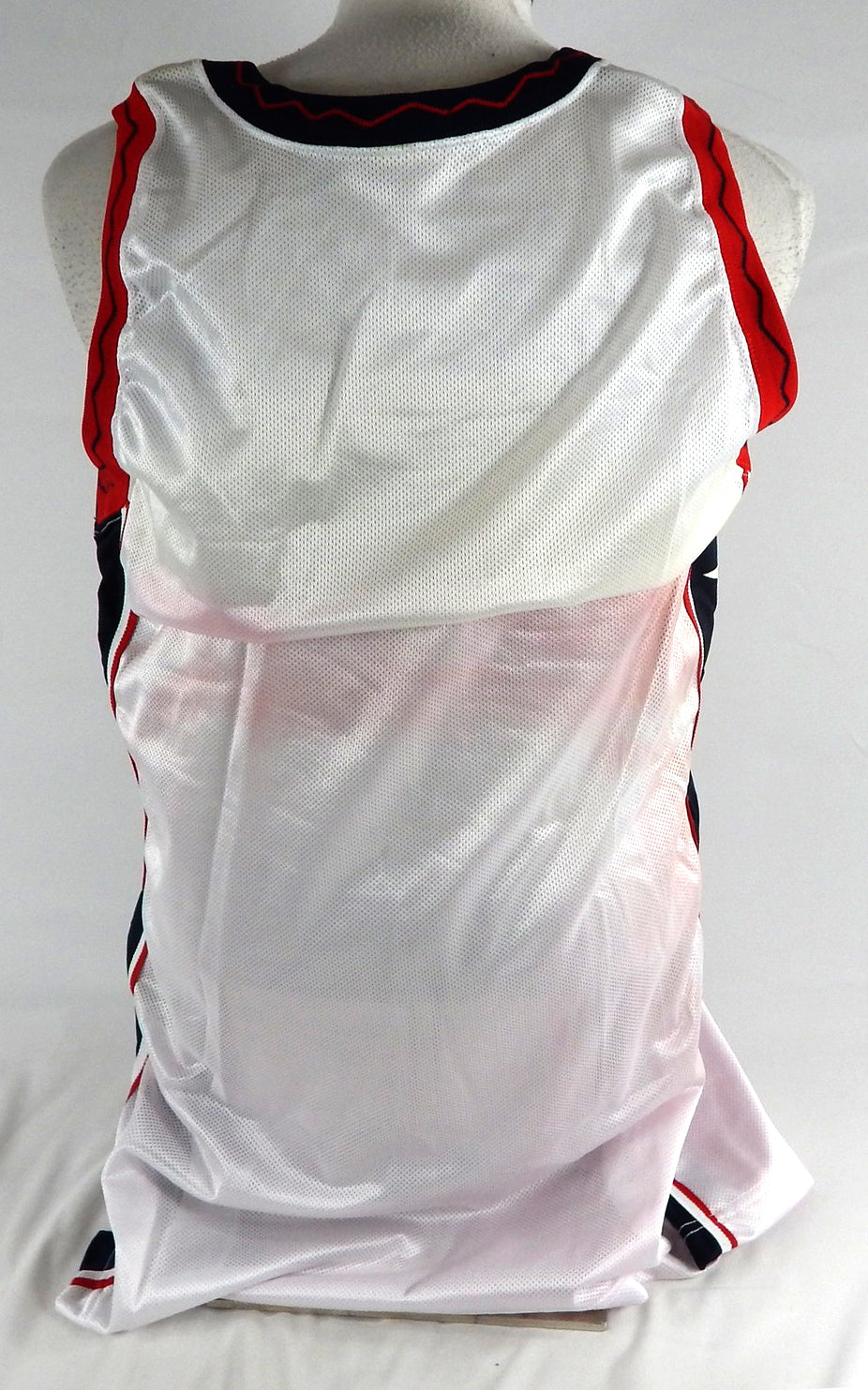 1996-97 Team USA Basketball Blank Game Issued White Jersey 48 065 Pic2