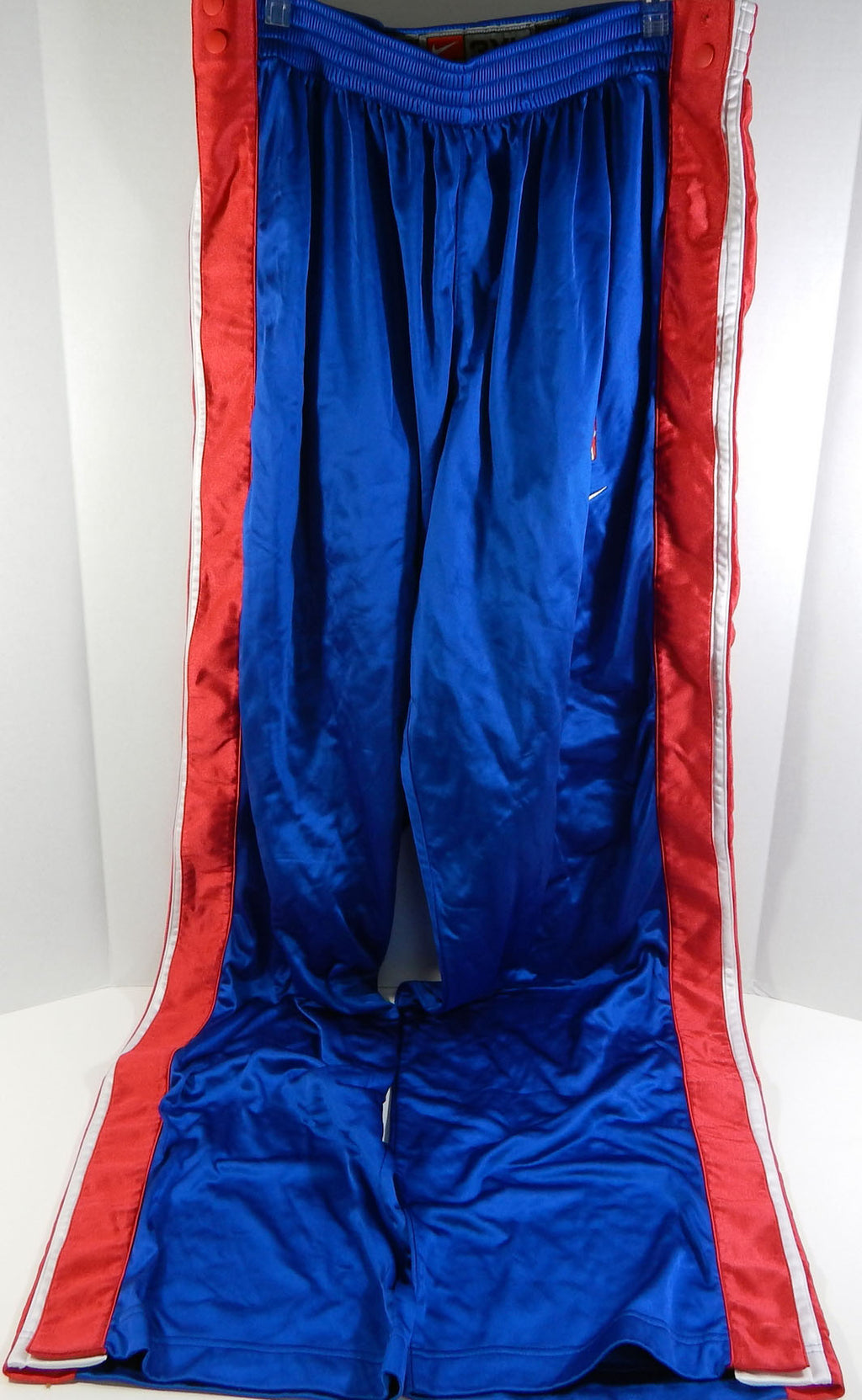 2002-03 Detroit Pistons #24 Game Used Blue Game Breakaway Pants 3XL DP09581