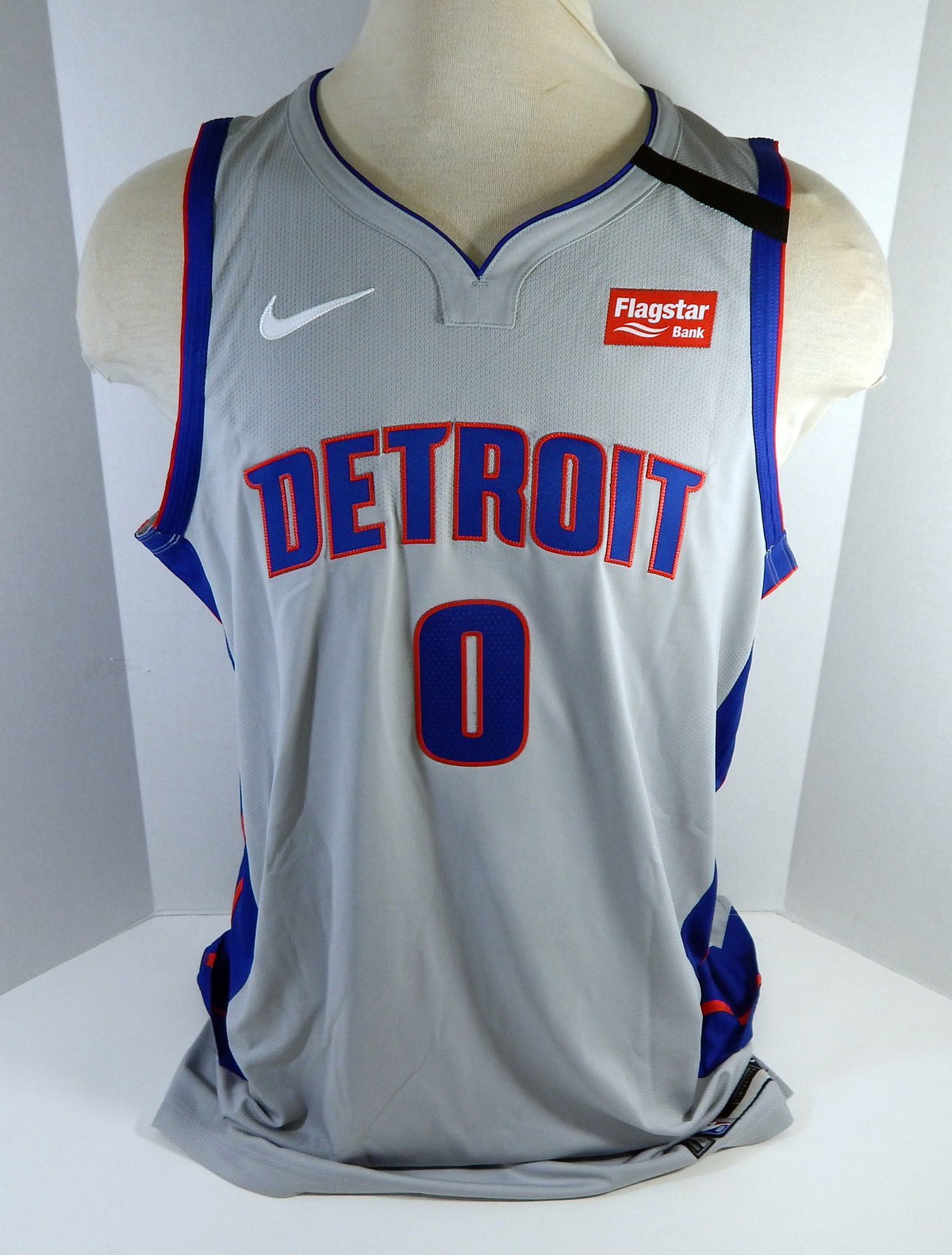 2019-20 Detroit Pistons Andre Drummond #0 Game Issued Grey Jersey State Stern 9 Pic2