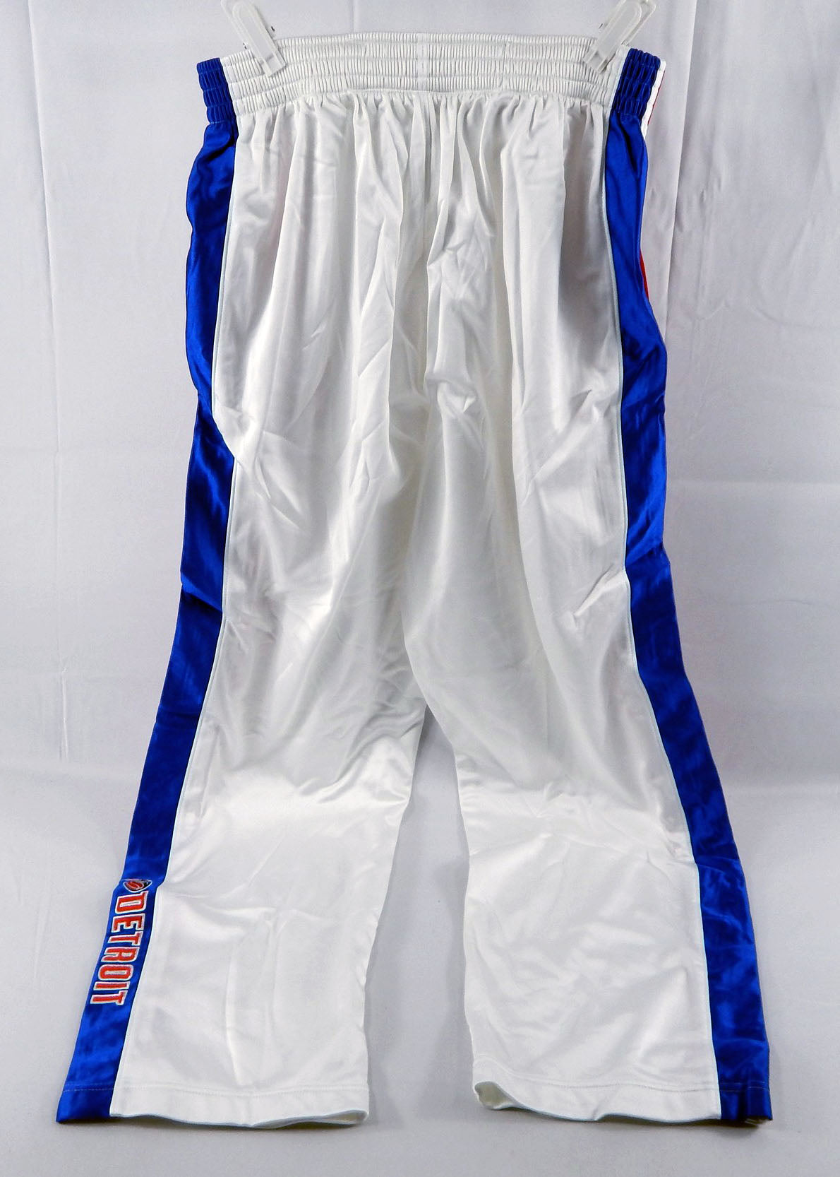 2003-04 Detroit Pistons Ronald Dupree #12 Game Used White Warm Up Pants XL 507 Pic2