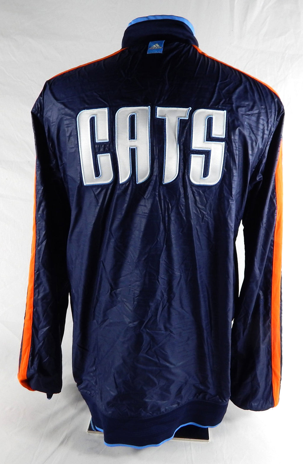 2012-13 Charlotte Bobcats Ramon Sessions #7 Game Used Blue Warm Up Jacket L 902 Pic2