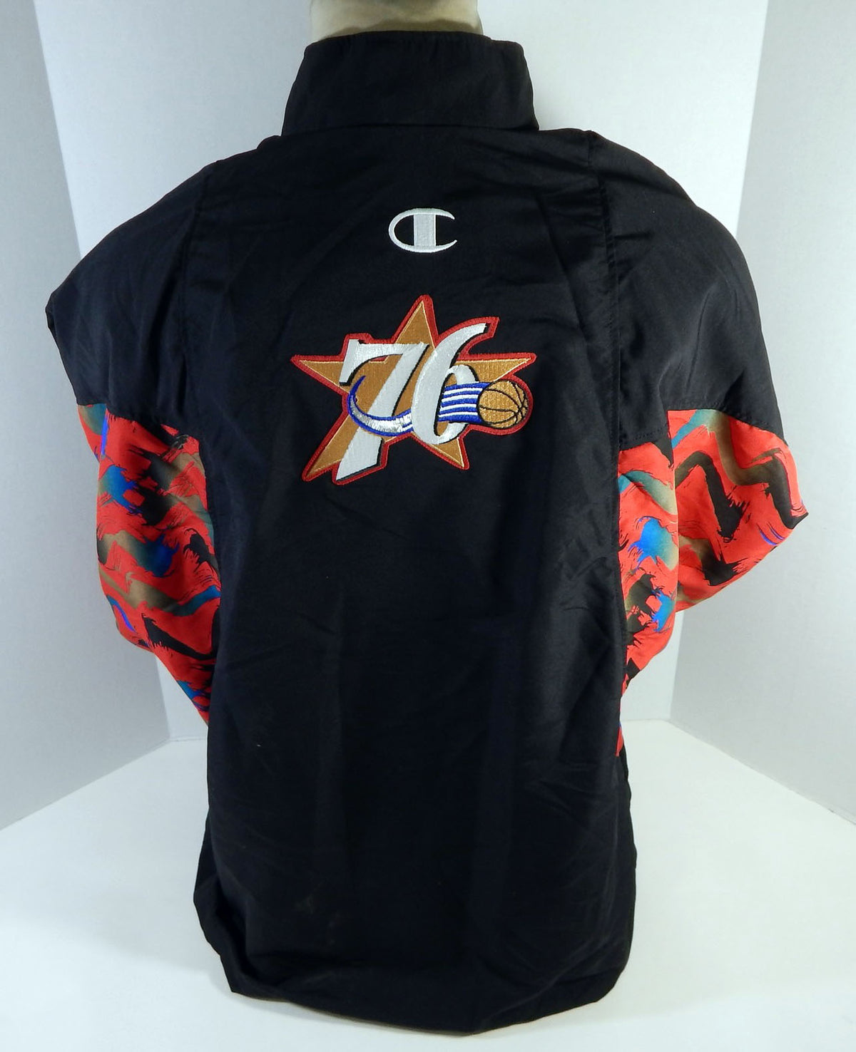1997-98 Philadelphia 76ers Game Issued Black Warm Up Jacket 46 DP16242 Pic2