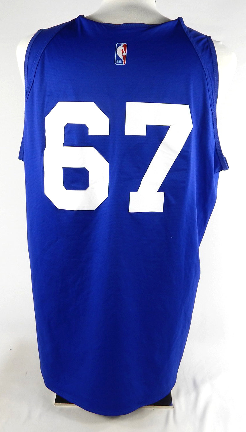 2023-24 XL 8 Detroit Pistons Taj Gibson #67 Game Used Blue Grey Practice Jersey Pic2