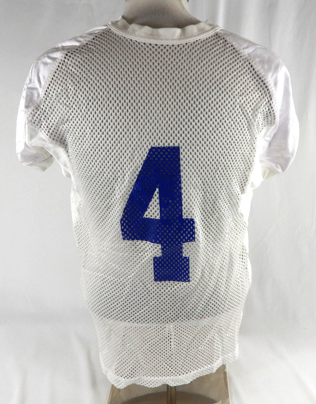 2016-19 Boise State Broncos #4 Game Used White Practice Jersey L 383 Pic2