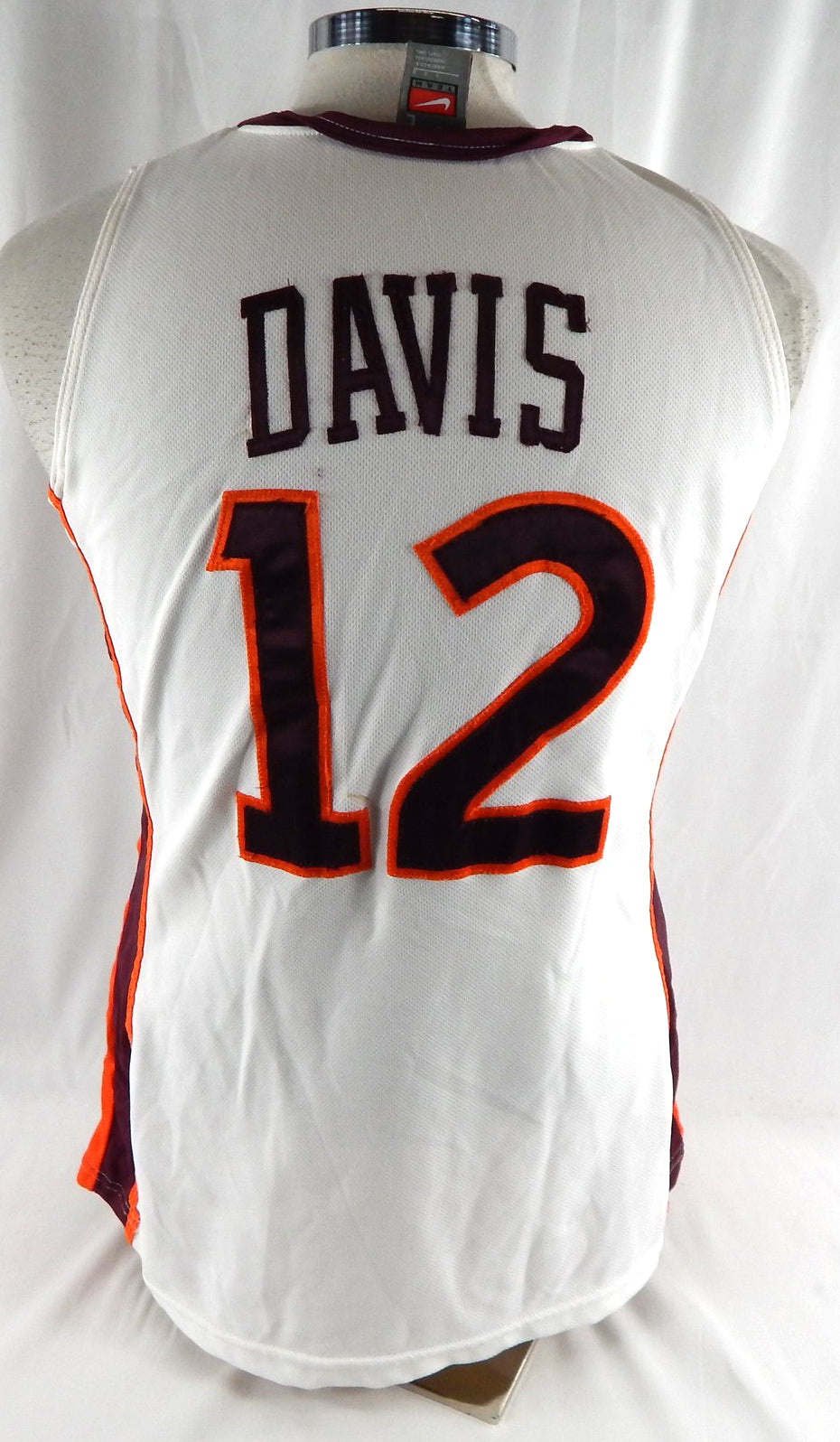 2010-11 Virginia Tech Hokies Nikki Davis #12 Game Used White Jersey Basketball 9 Pic2