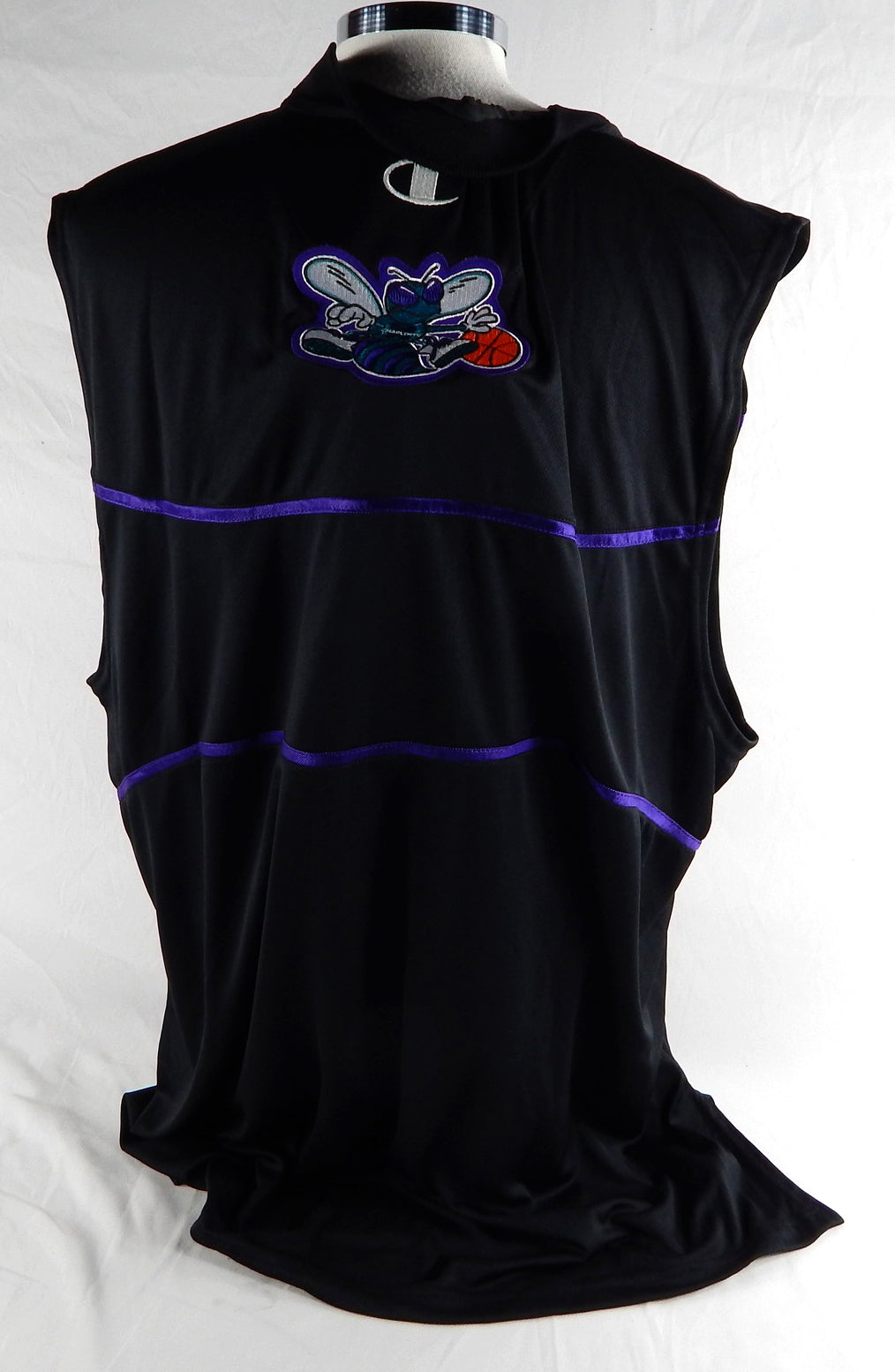 2001-02 Charlotte Hornets Matt Bullard #50 Game Used Black Tank Shirt 911 P 5 Pic2