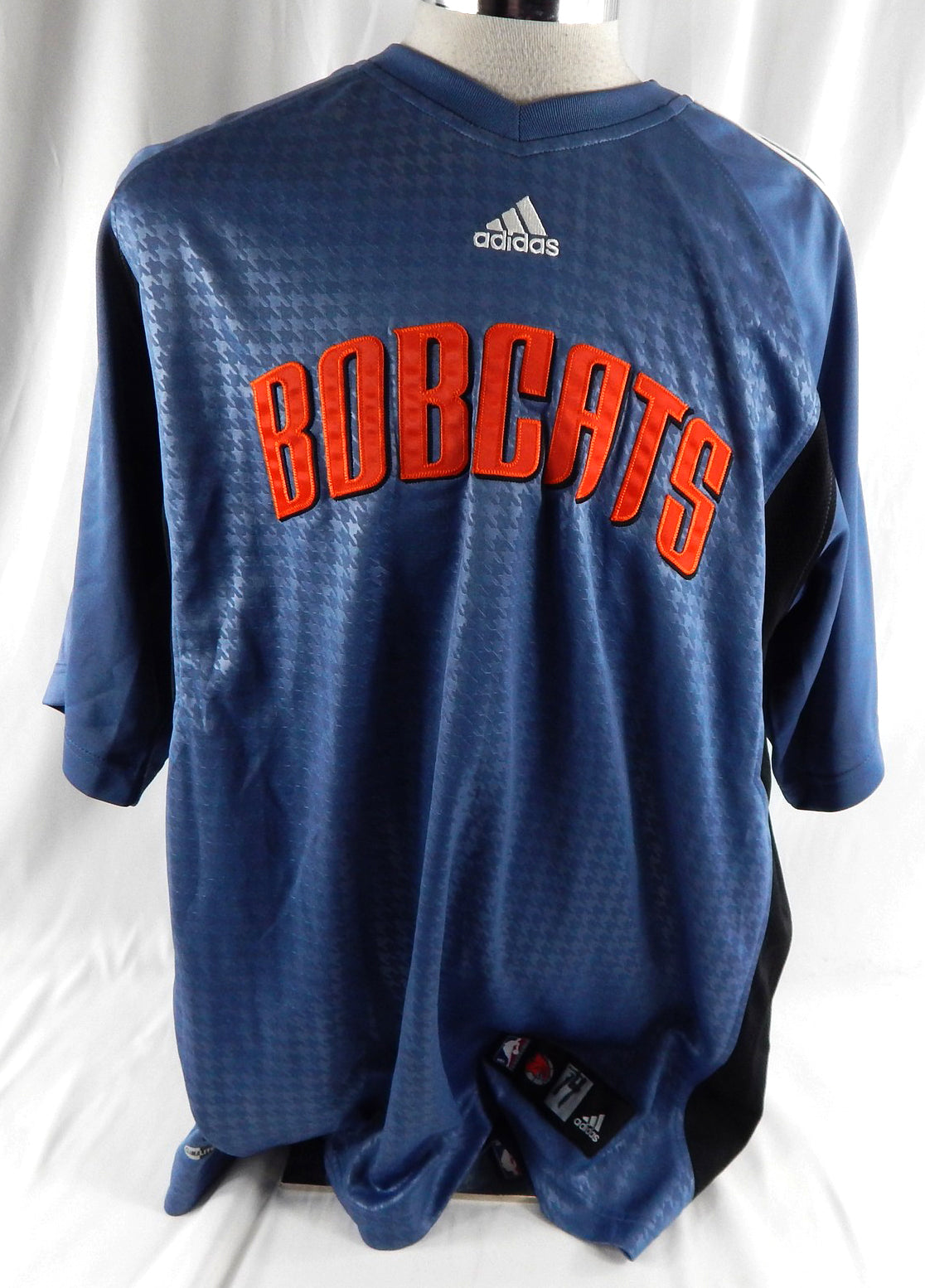 Charlotte Bobcats #14 Game Used Navy Shooting Shirt XL 093