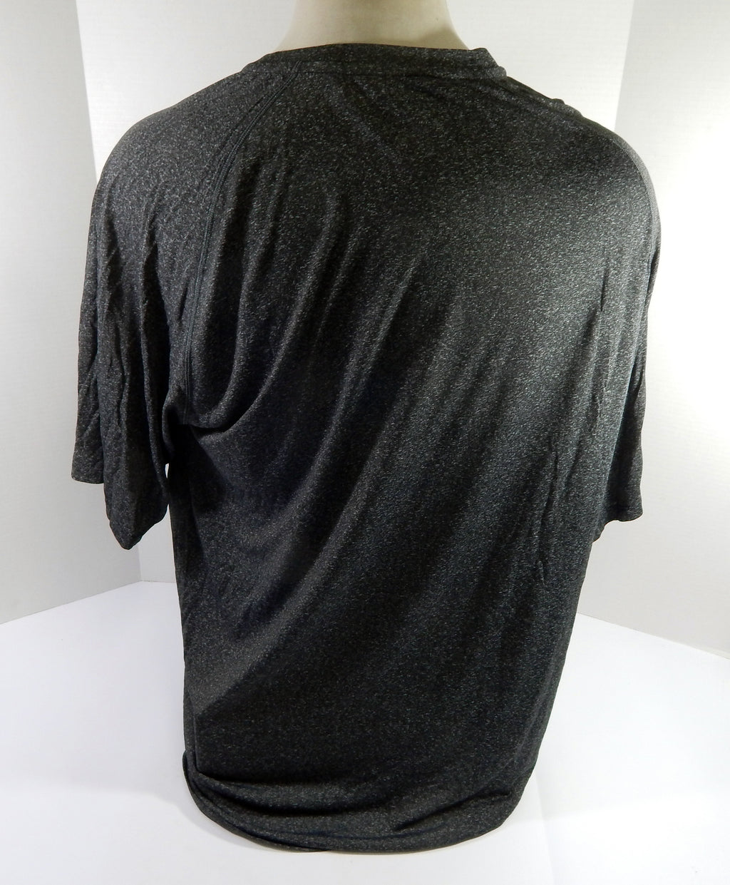 2011-12 New Orleans Hornets Team Issued Grey Training T-Shirt 2XL DP52059 Pic2