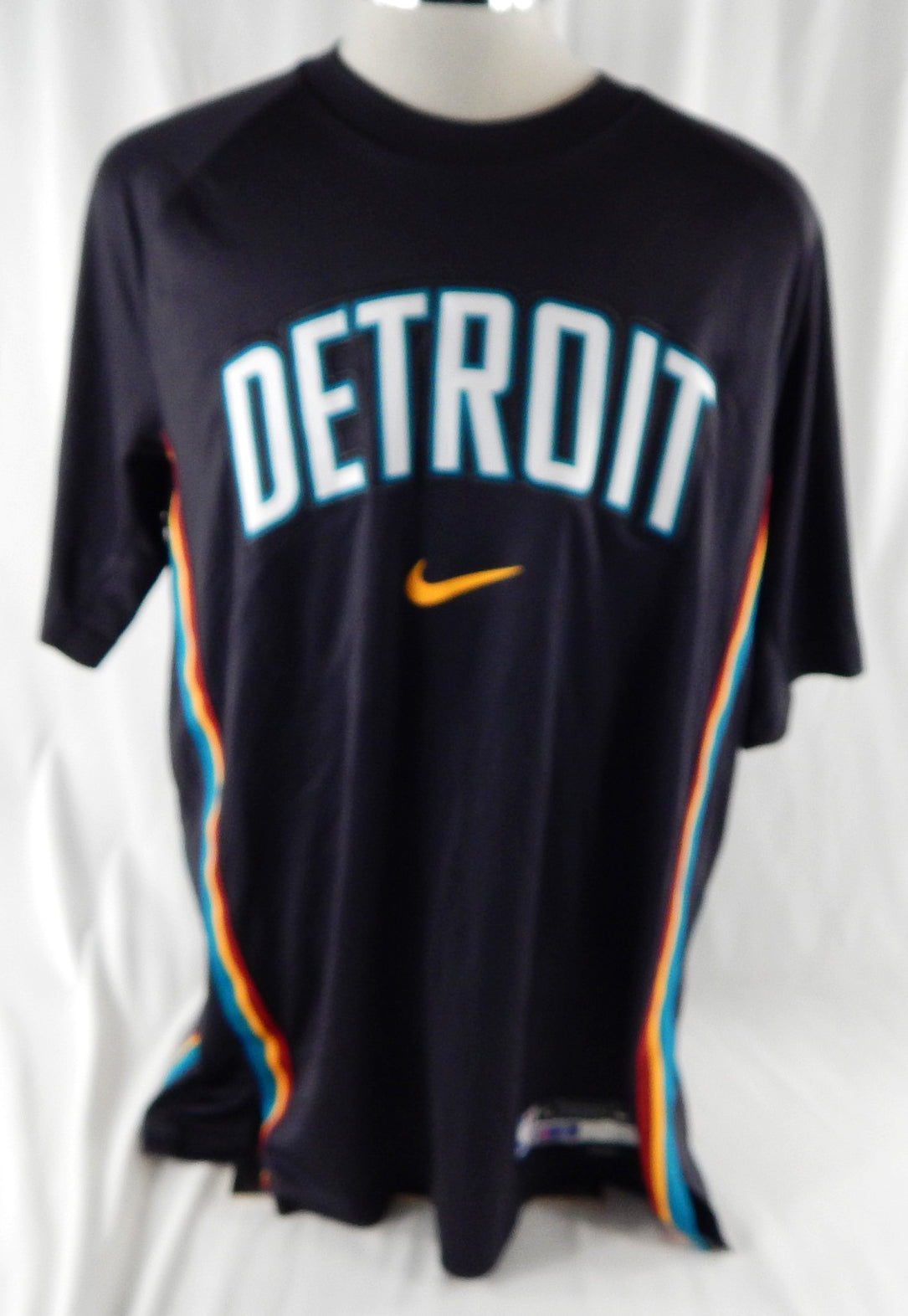 2025-26 Detroit Pistons Isaac Jones #13 Game Used Black Shooting Shirt City 4
