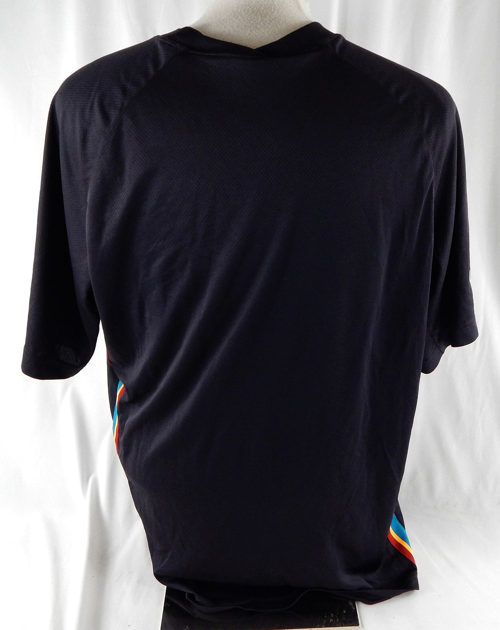 2025-26 Detroit Pistons Isaac Jones #13 Game Used Black Shooting Shirt City 4 Pic2