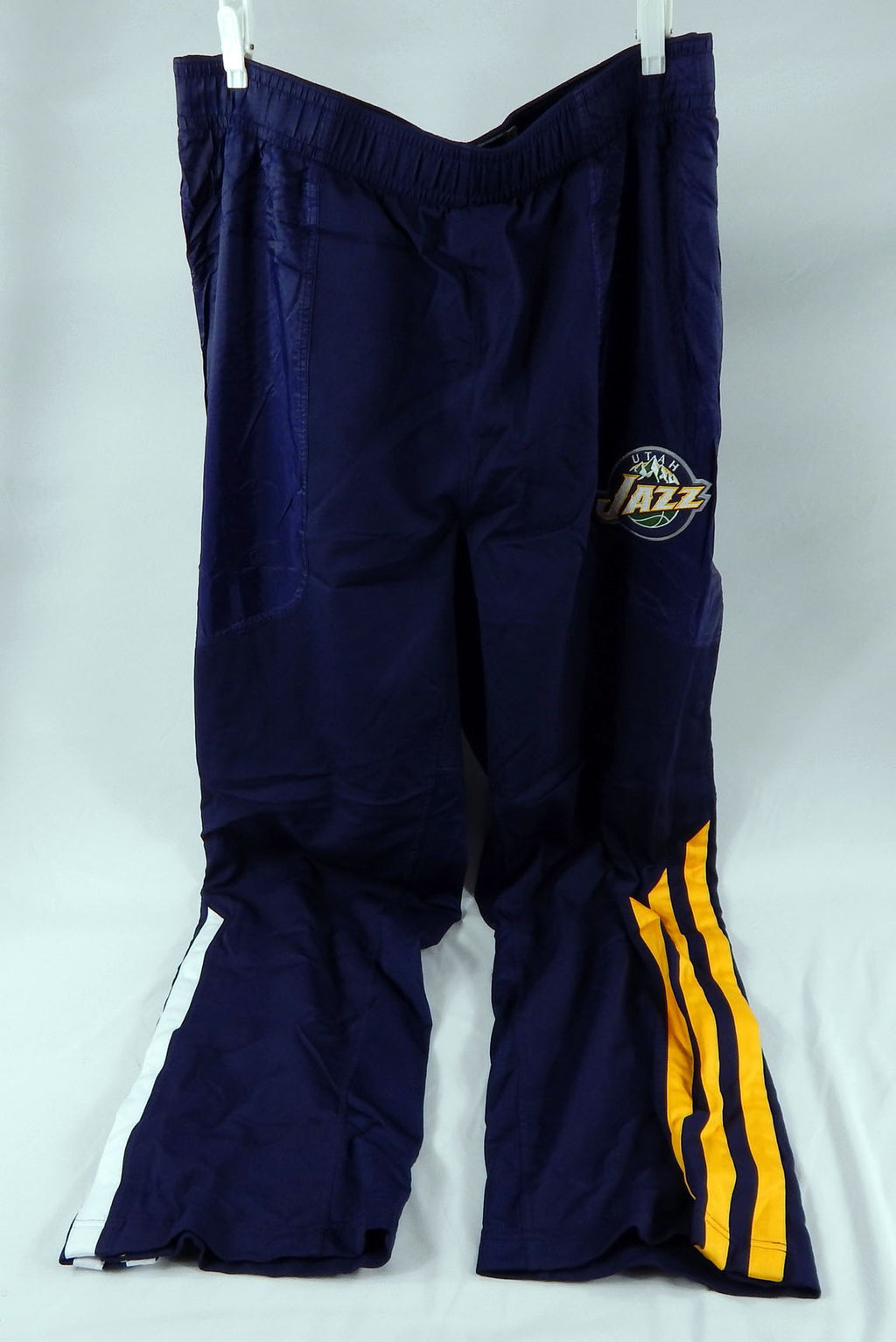 2011-12 Utah Jazz Paul Millsap #24 Game Used Navy Warm Up Pants 3XL 771