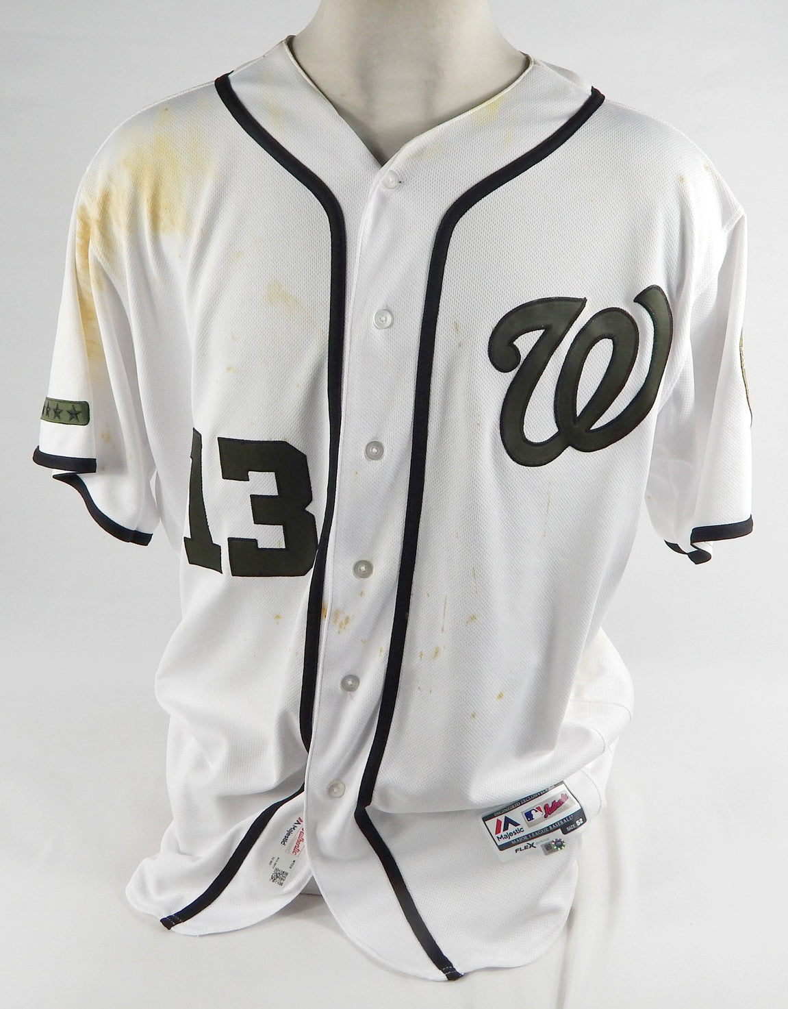 2017 Washington Nationals Bob Henley #13 Game Used White Jersey Memorial 52 3 Pic2