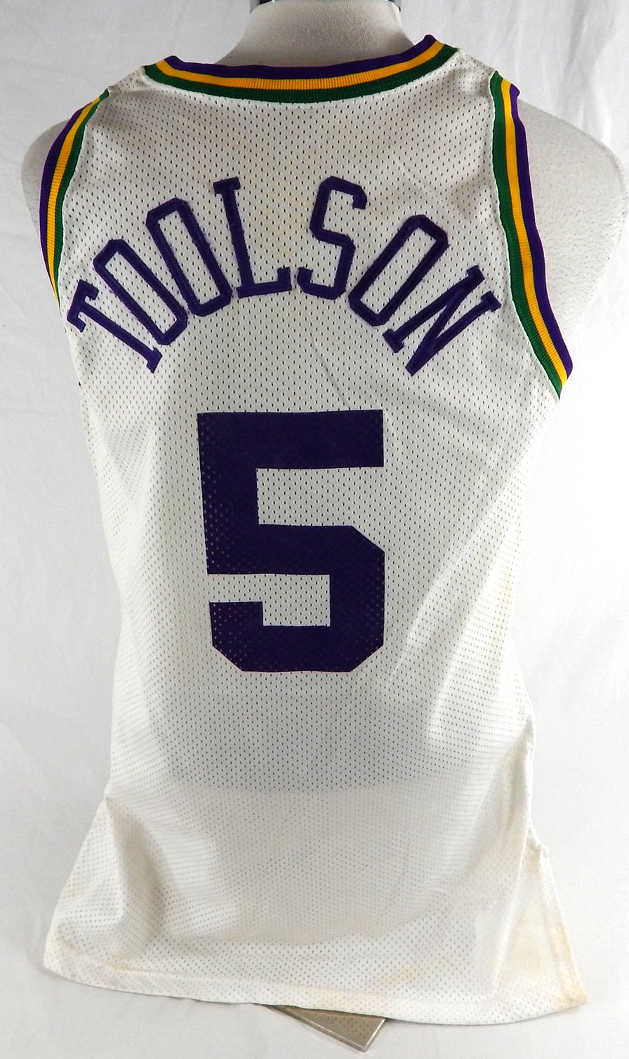 1995-96 Utah Jazz Andy Toolson #5 Game Issued White Jersey 44 796 Pic2