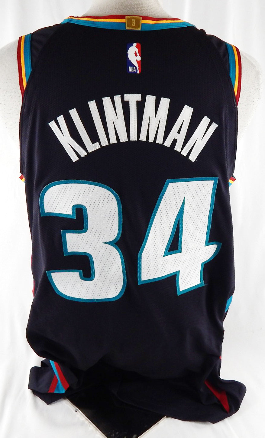 2025-26 Detroit Pistons Bobi Klintman #34 Game Used Black Jersey City 6 Pts Pic2