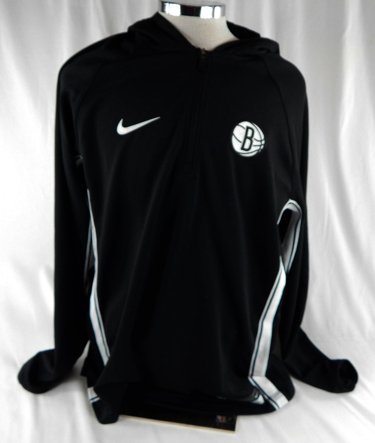 2025-26 Brooklyn Nets Terance Mann #14 Game Used Black Warm Up Jacket XL 993
