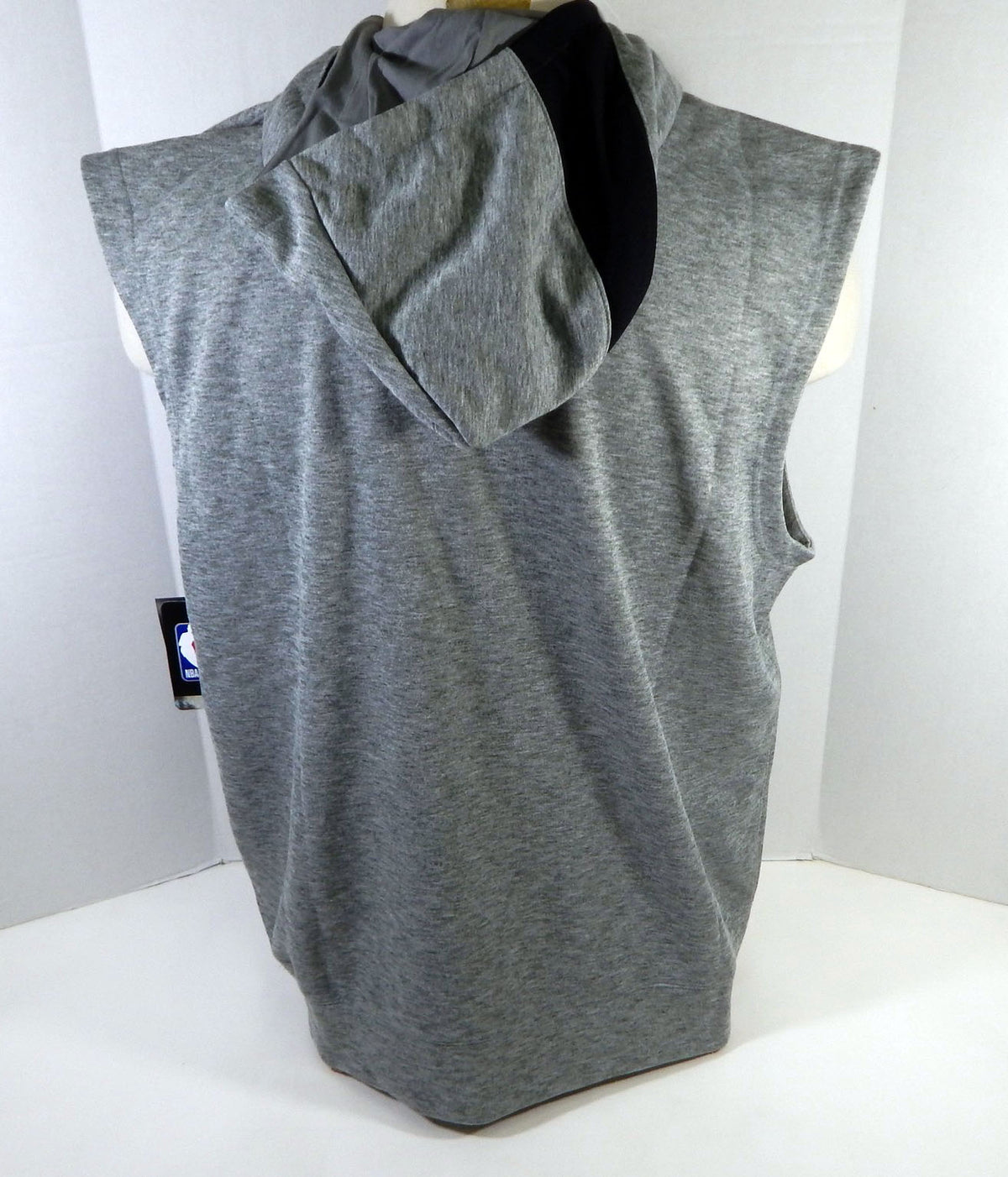 New NBA 2020-21 Detroit Pistons Team Issued Sleeveless Grey Hoodie XLT NWT 29S Pic2
