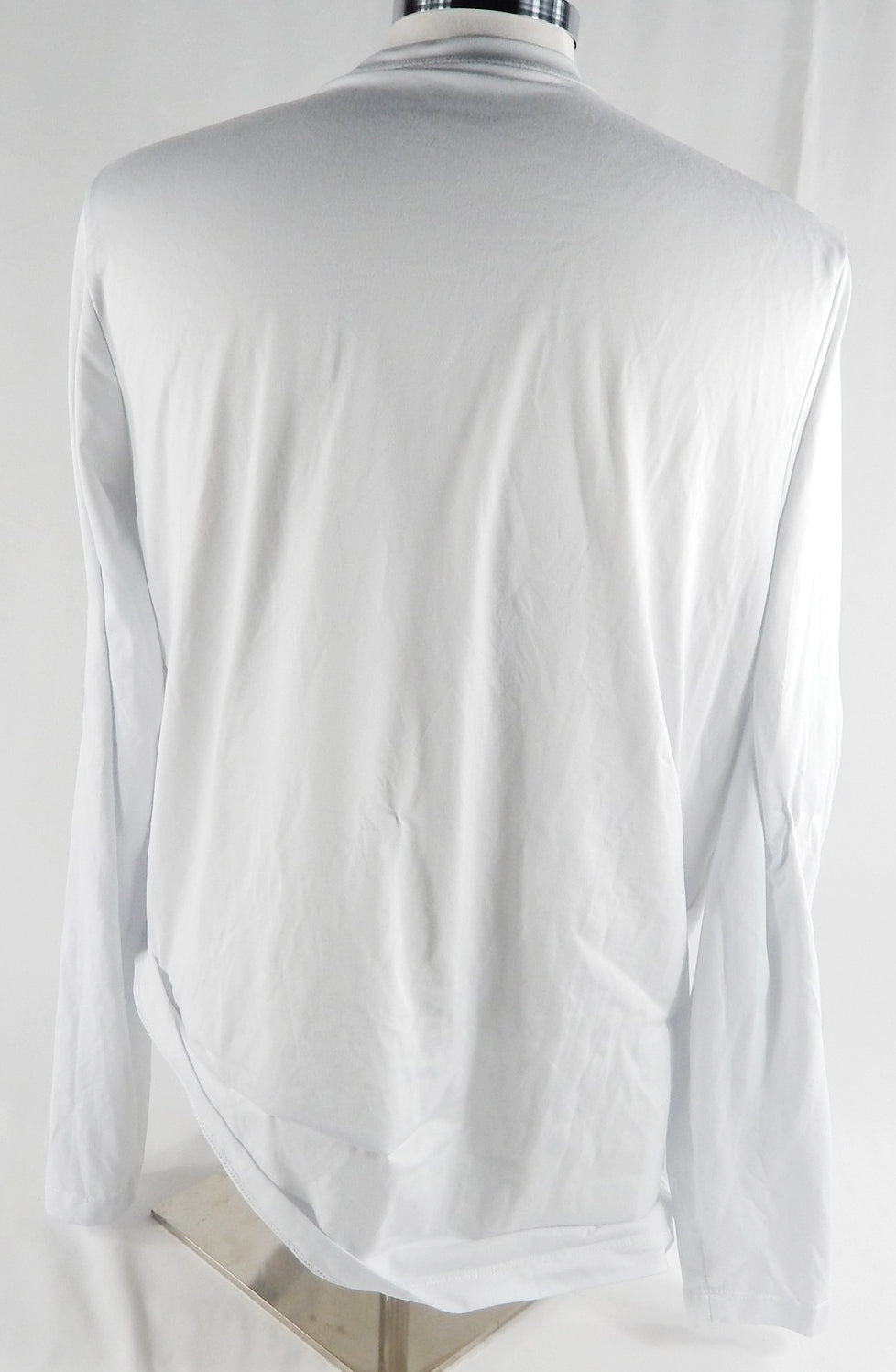 2024-25 Detroit Pistons #0 Game Used White Training T-Shirt XL 267 Pic2