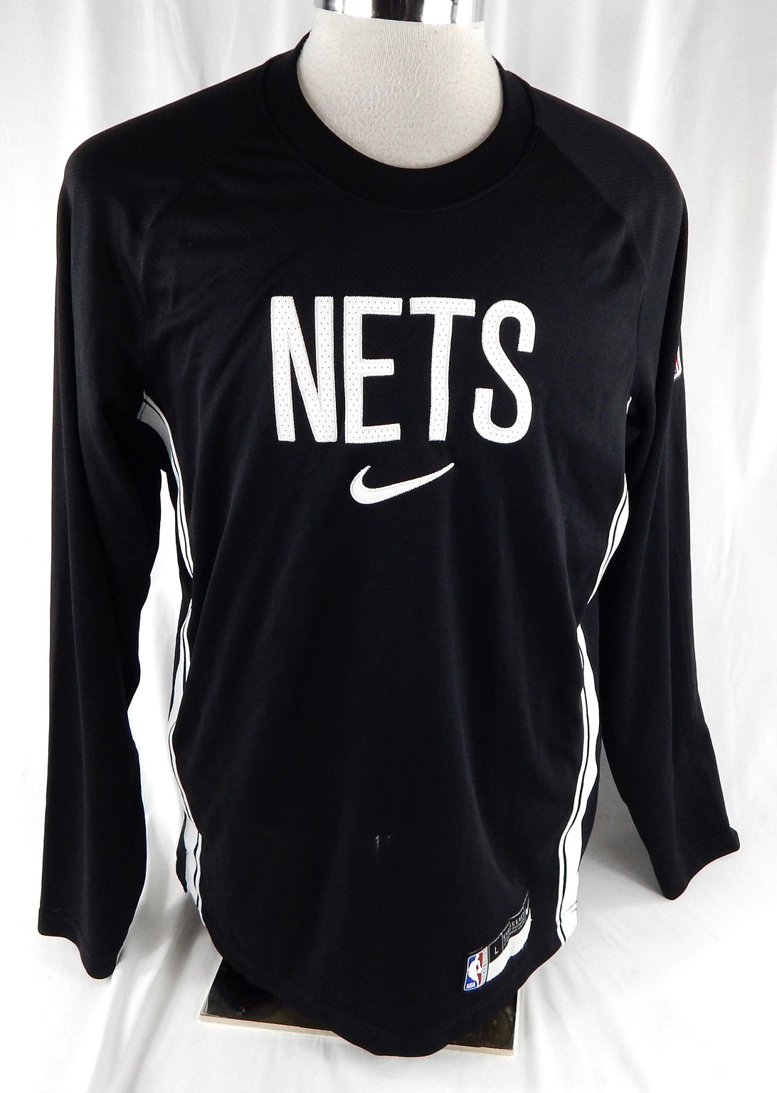 2025-26 Brooklyn Nets Tyson Etienne #10 Game Used Black Shooting Shirt L 002