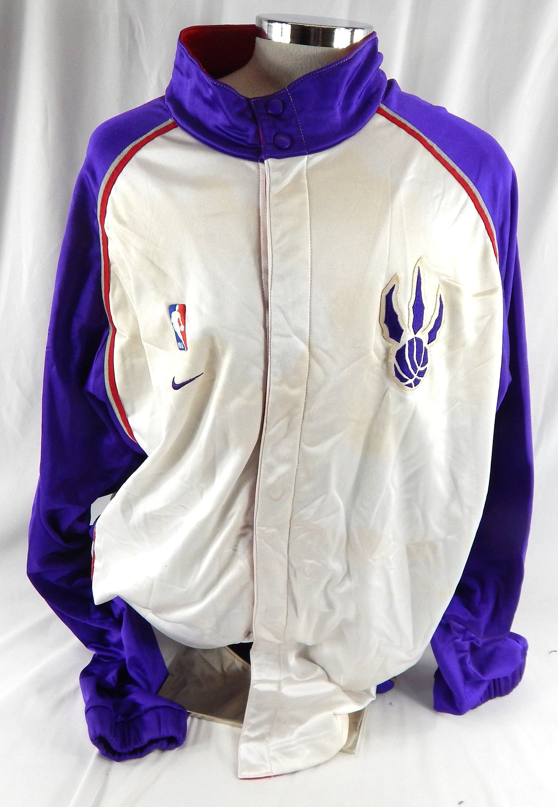 2003-04 Toronto Raptors Donyell Marshall #42 Game Used White Warm Up Jacket 7 Pic2