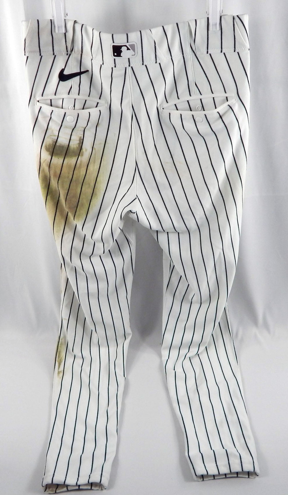 2024 New York Yankees Jon Berti #19 Game Issued Pos Used White Pants 33-3 98 Pic2