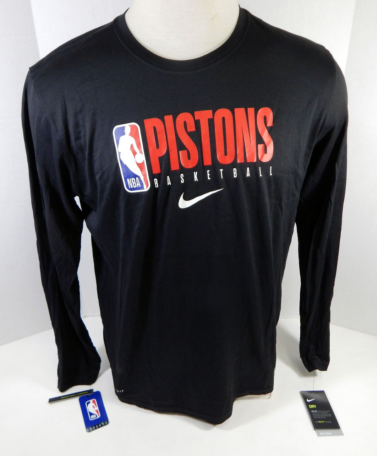 New NBA 2019-20 Detroit Pistons Team Issued Long Sleeve Black Shirt XL NWT 747S